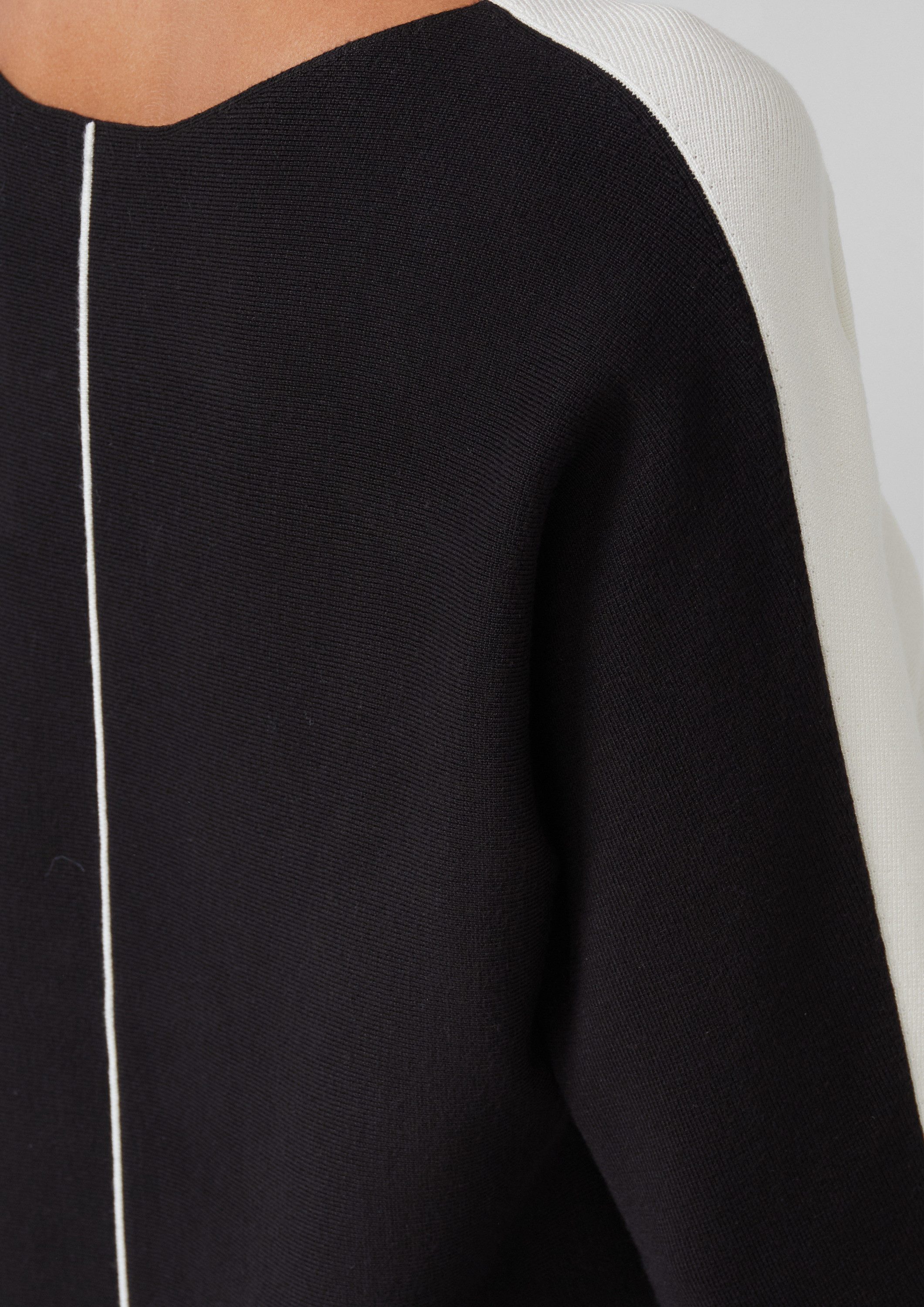 s.Oliver Longpullover Strickpullover Strickpullover mit Colour-Blocking und Fledermausärmeln