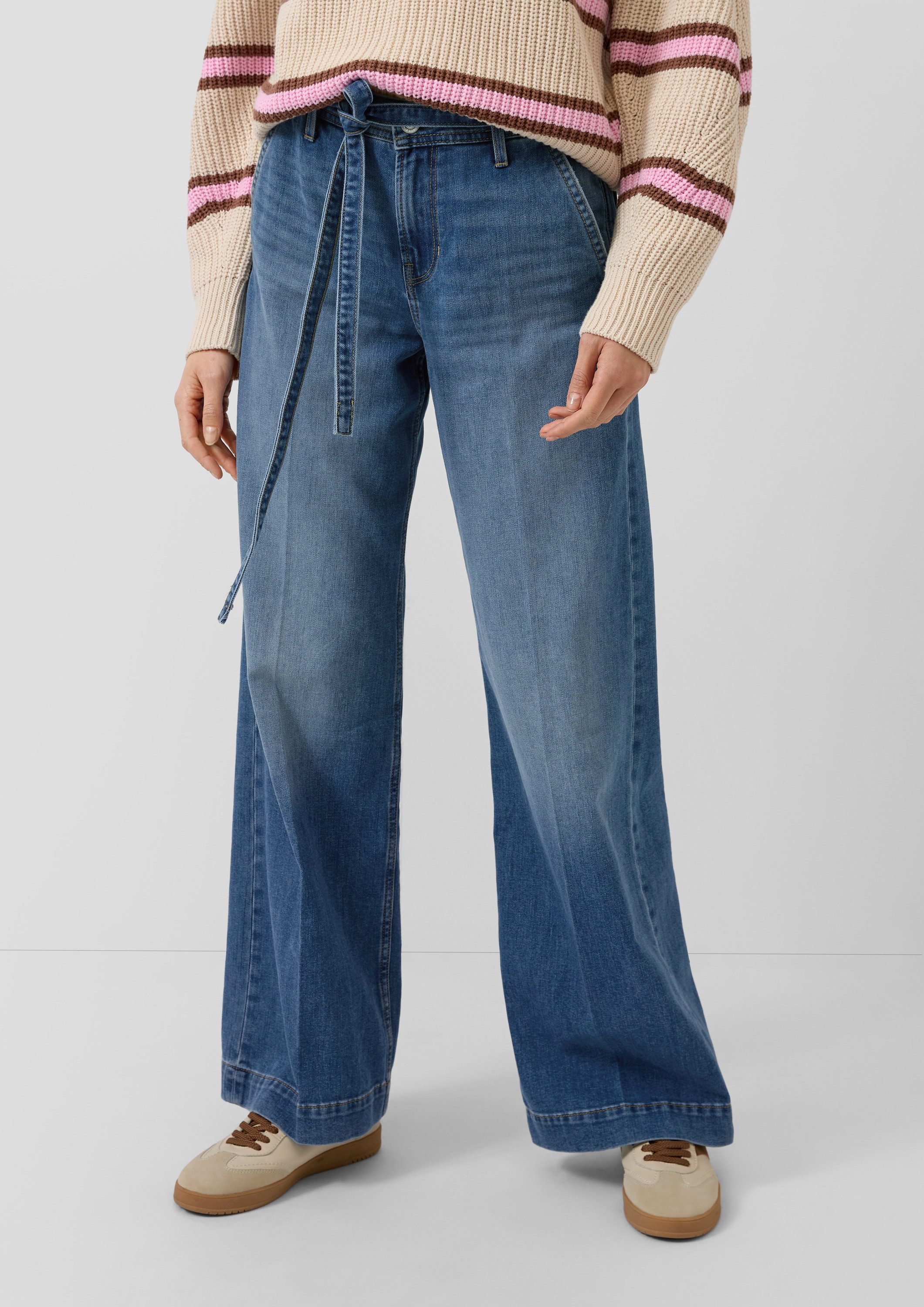 s.Oliver Weite Jeans Jeans-Hose SURI Jeans Suri/Regular Fit/Mid Rise/Wide Leg/mit Gürtel