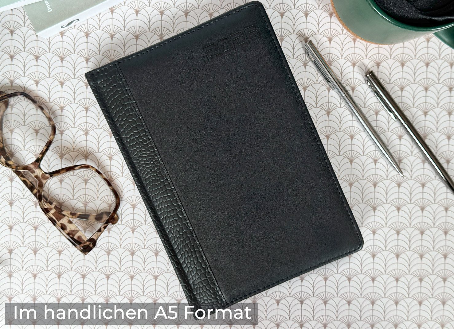 Kamber Office Terminplaner Buchkalender 2026 A5 Lederoptik Chefplaner Elegant, Terminkalender 2026 DIN A5, Chefplaner 2026 Planer mit Jahreskalender