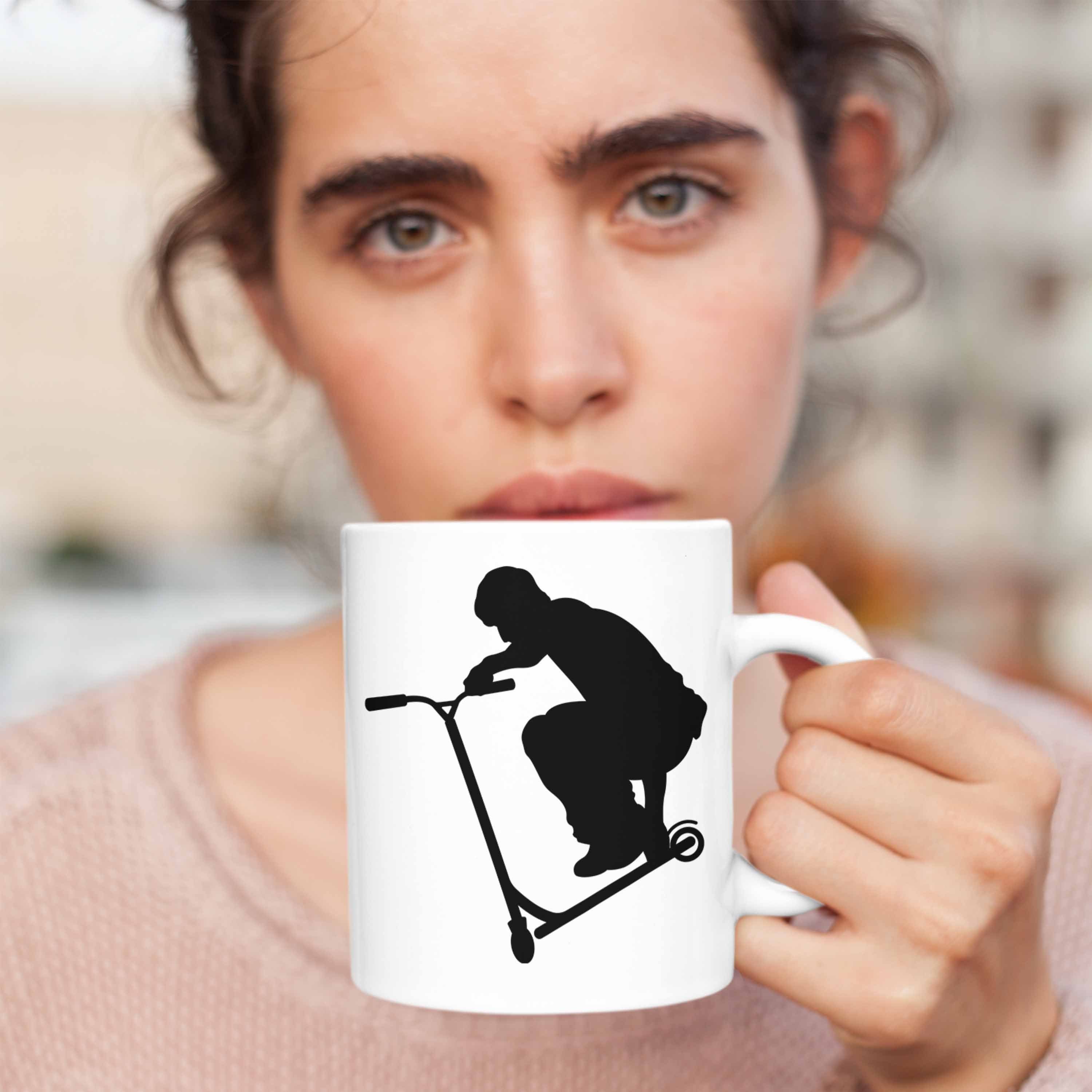 Trendation Tasse - Scooter Tasse Scooterfahrer Trendation Weiss Geschenk Scooterfahrer Geschenkidee Roller Fahrer Stunt Geschenkidee Profi Scooting Jungs