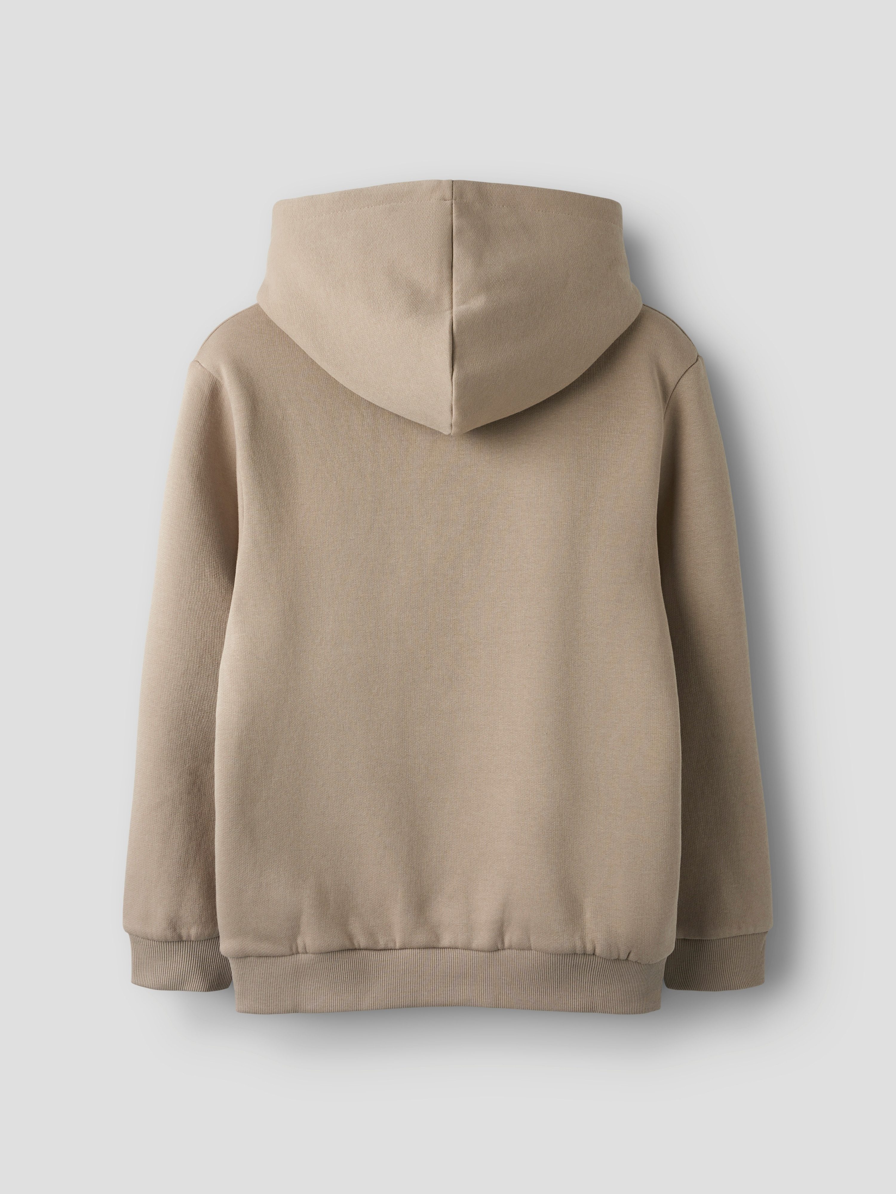 Name It Kapuzensweatshirt NKMBRODY LS NREG SWEAT WH BRU NOOS mit kleinem Logoprint
