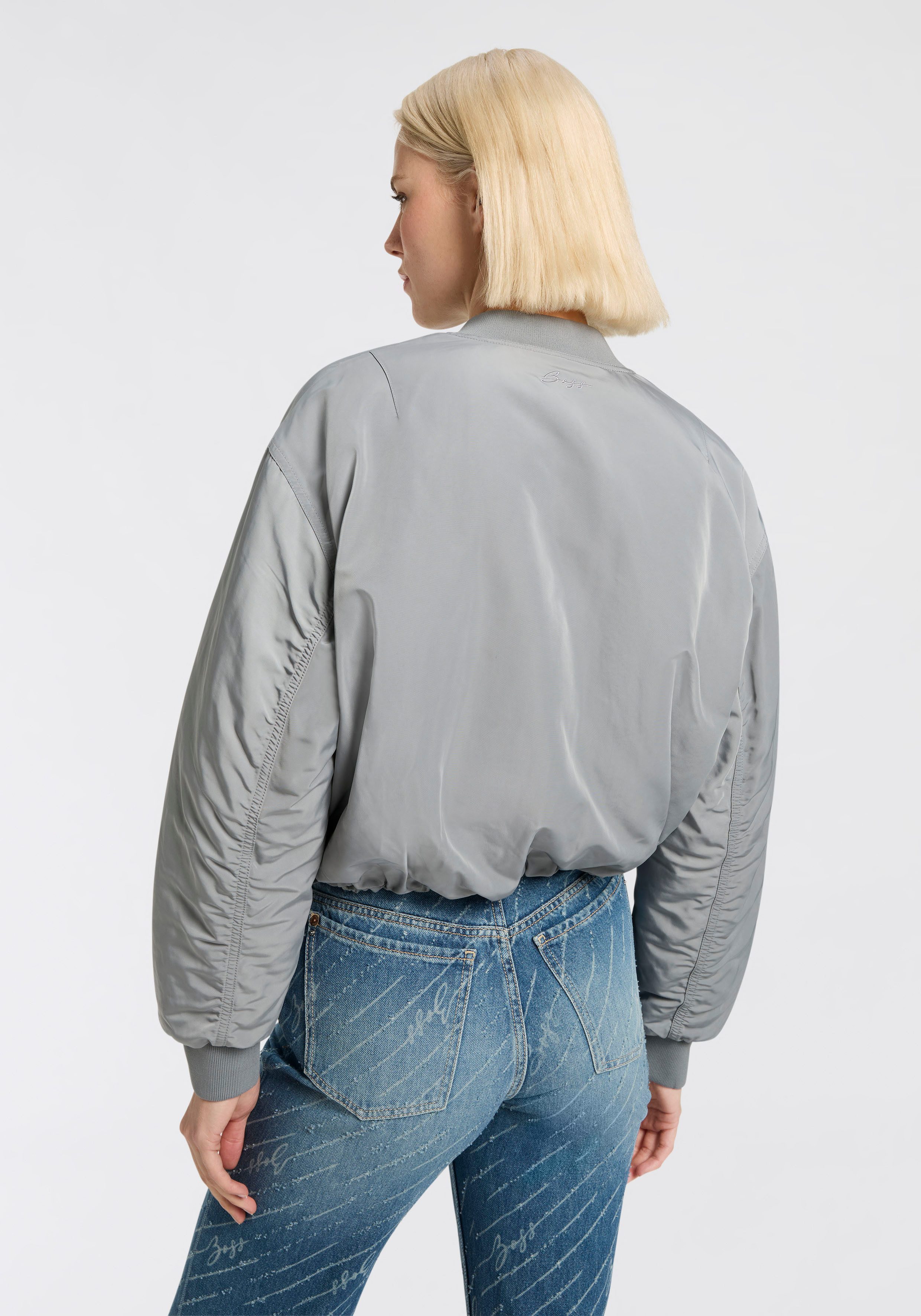 BOSS ORANGE Bomberjacke Paddana Premium Damenmode im Wende-Design, Logo-Jacquard