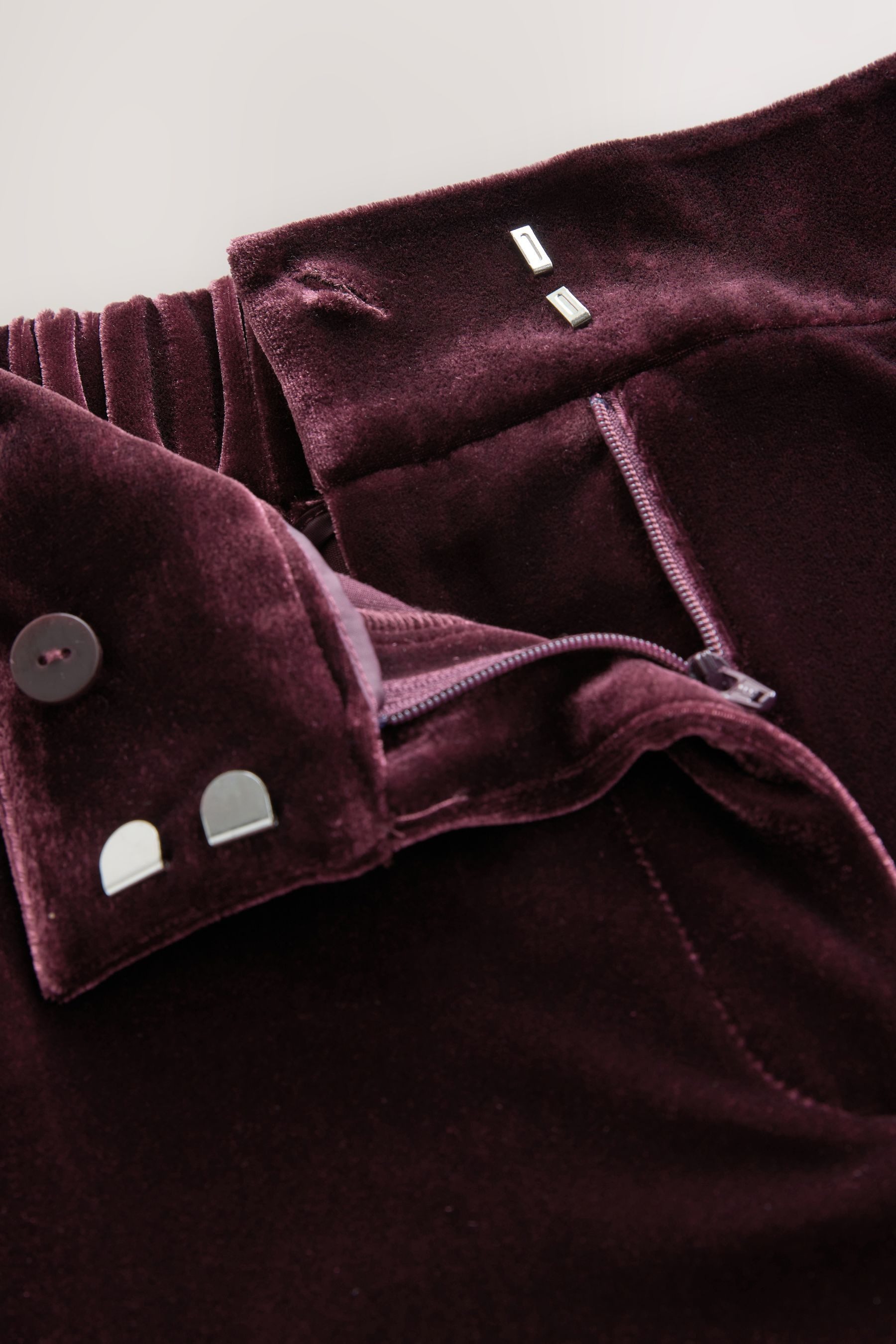 Next Anzughose Samthose mit weitem Bein, Kurzgröße (1-tlg) günstig online kaufen