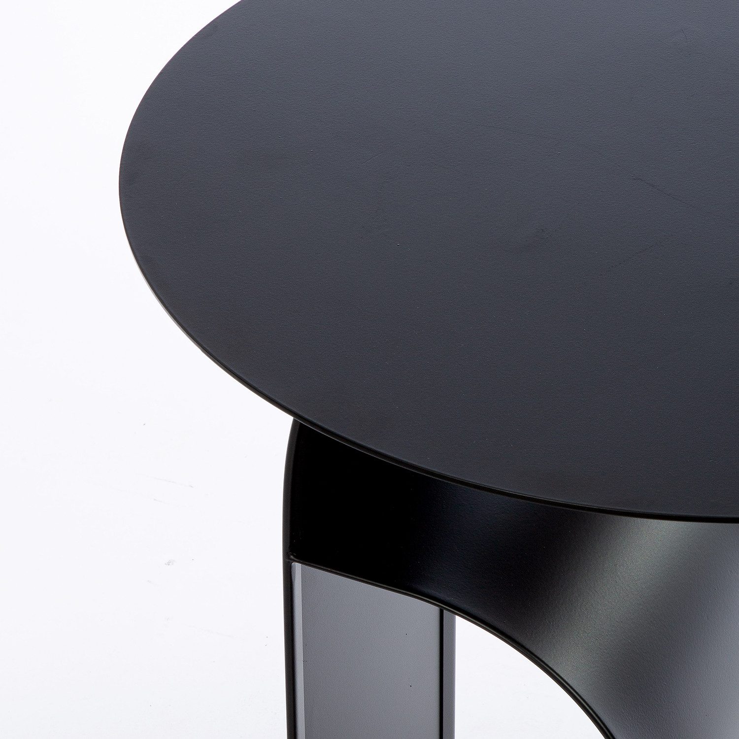 GILDE Beistelltisch MEMPHIS Beistelltisch - schwarz - Metall - Höhe 40cm x Ø 60cm - Ablage (1x Beistelltisch, Tische - Dekoration - Nachttisch - Wohnzimmer), Tisch - Ablagetisch - Couchtisch - Sofatisch