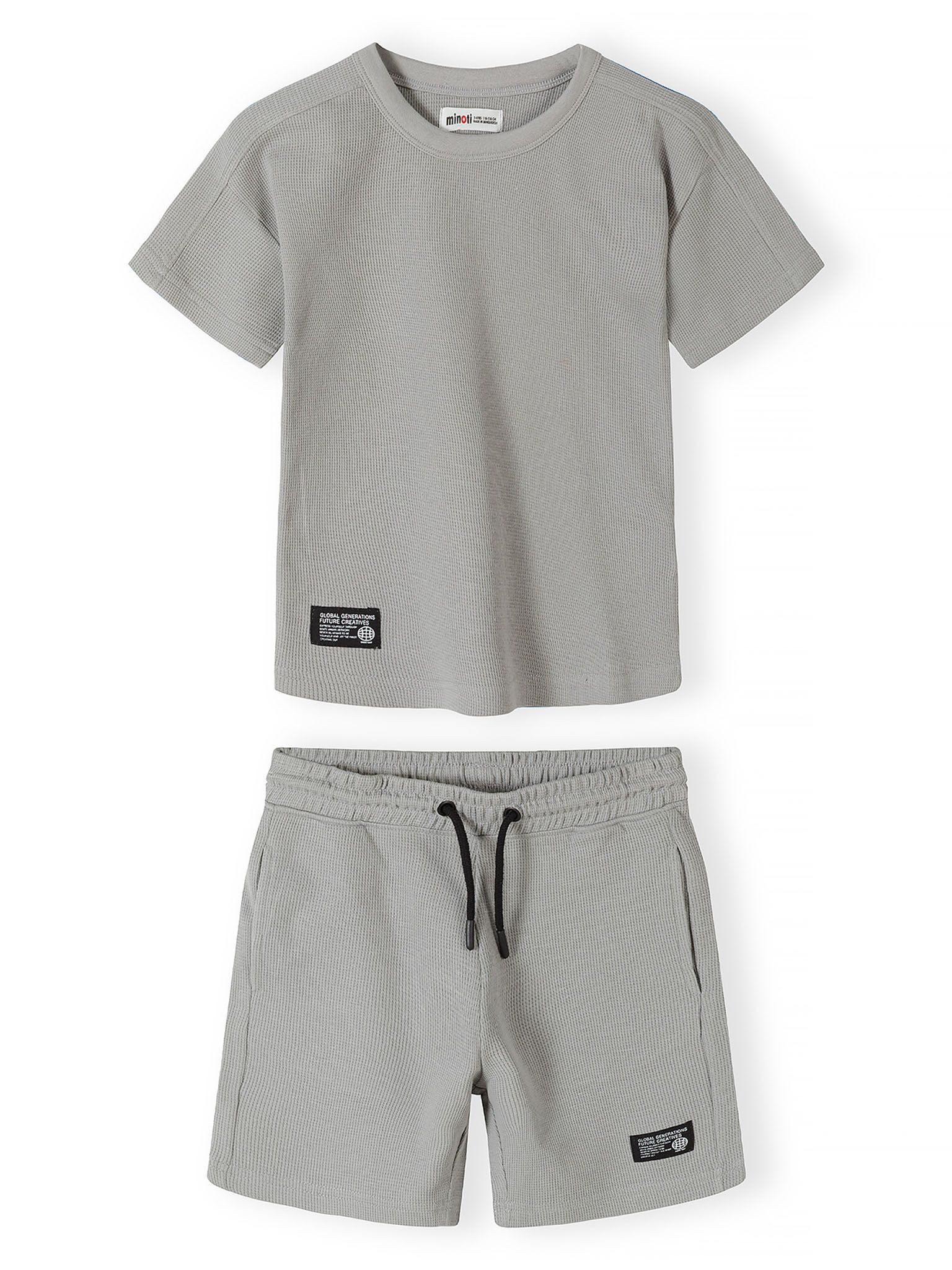 T-Shirt & Shorts