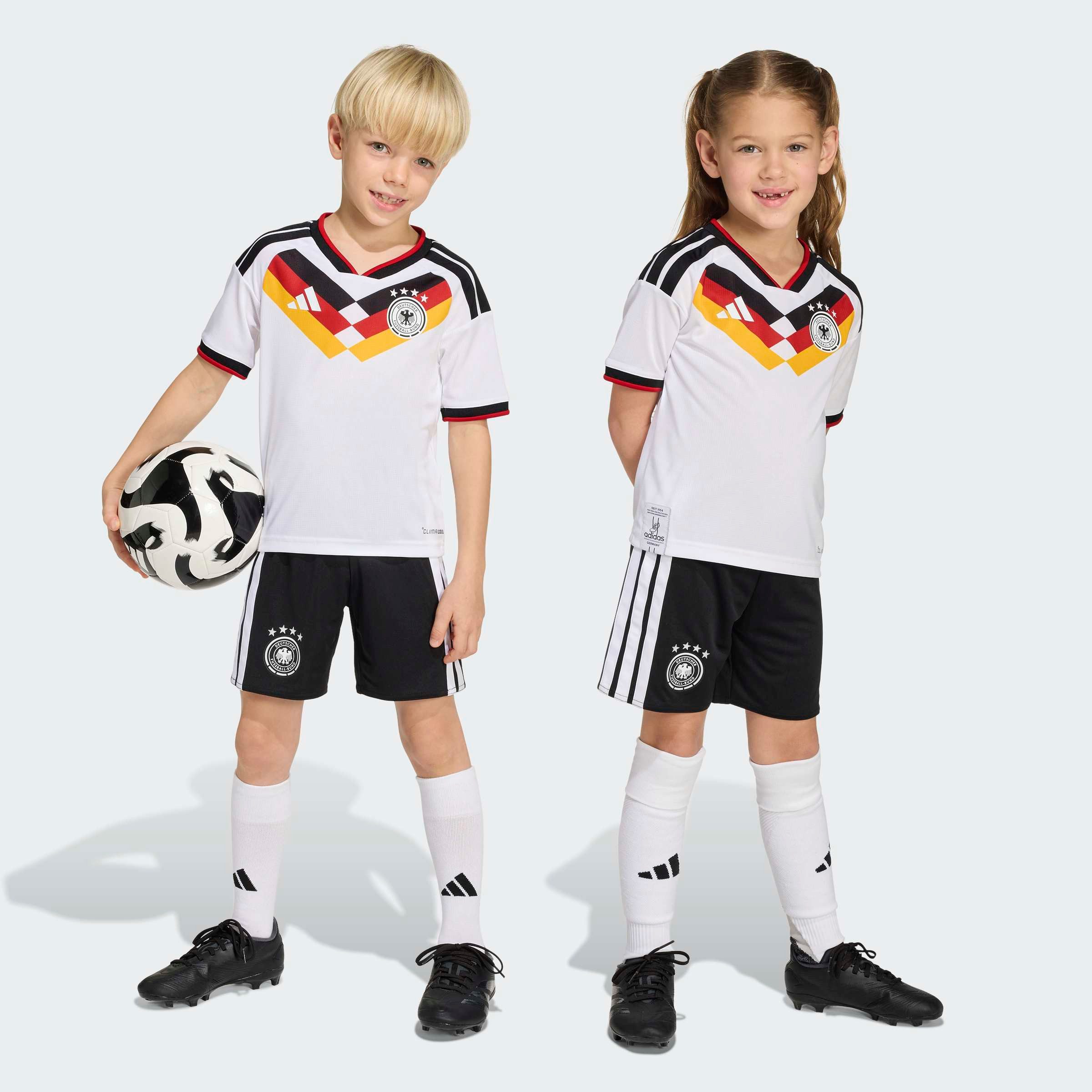 adidas Performance Trainingsanzug DEUTSCHLAND 26 KIDS HEIMAUSRÜSTUNG (2-tlg)