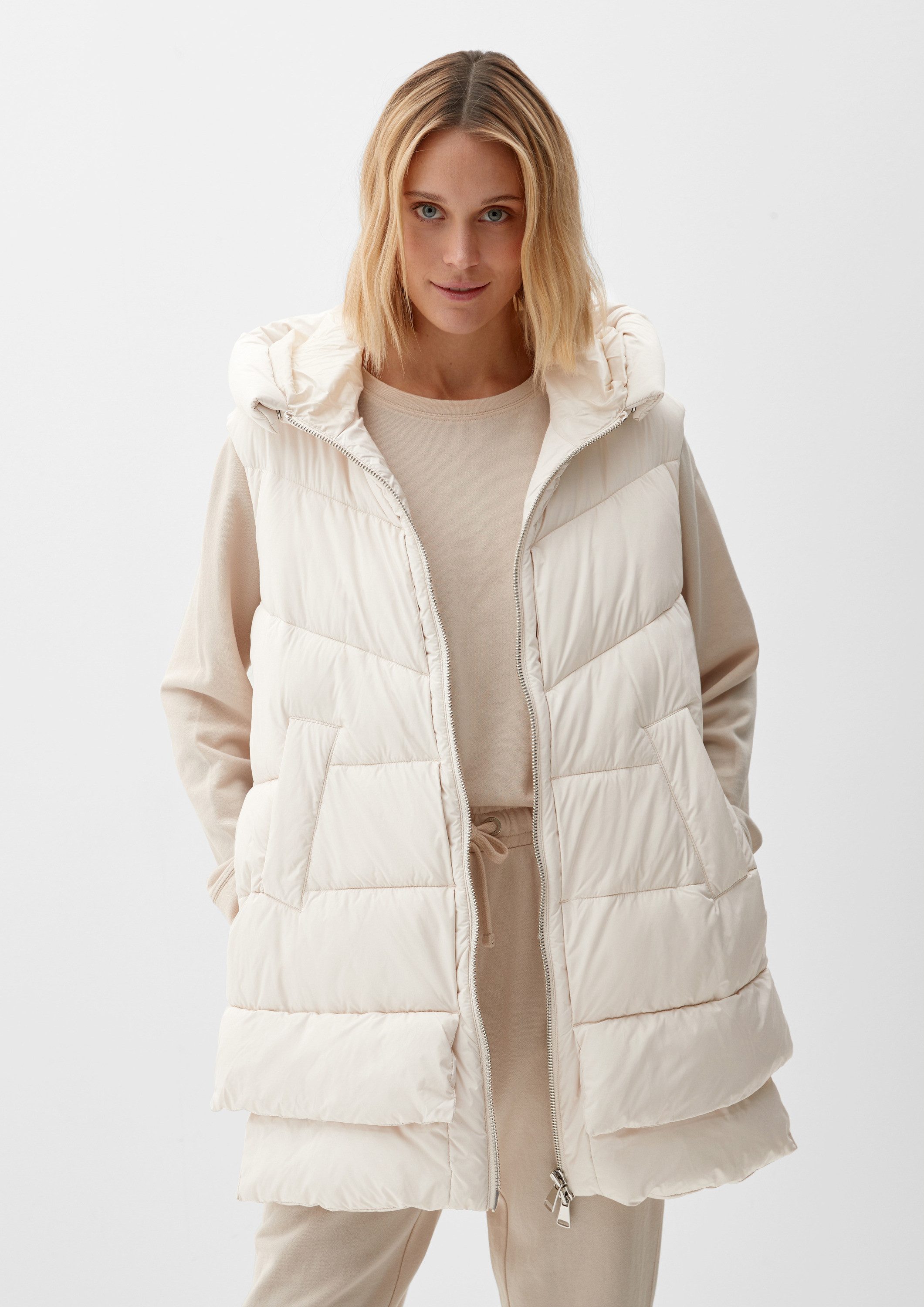 s.Oliver Outdoorjacke Outdoor-Weste Steppweste mit Kapuze