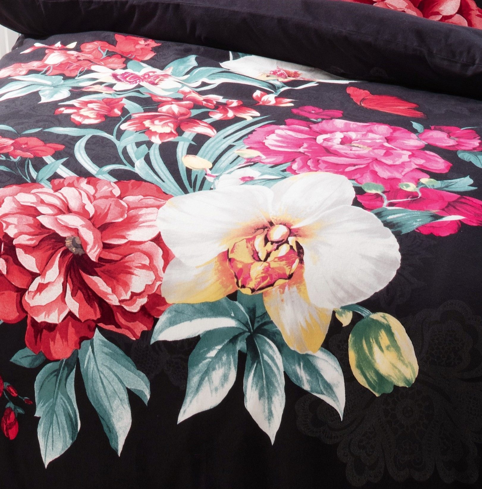 Kaeppel Bettwäsche Kaeppel Linon / Renforcé Bettwäsche 135x200cm 2 tlg. Euphoria Pink, Renforcé, 2 teilig, Schwarze Bettwäsche mit buntem großen Blumenmotiv
