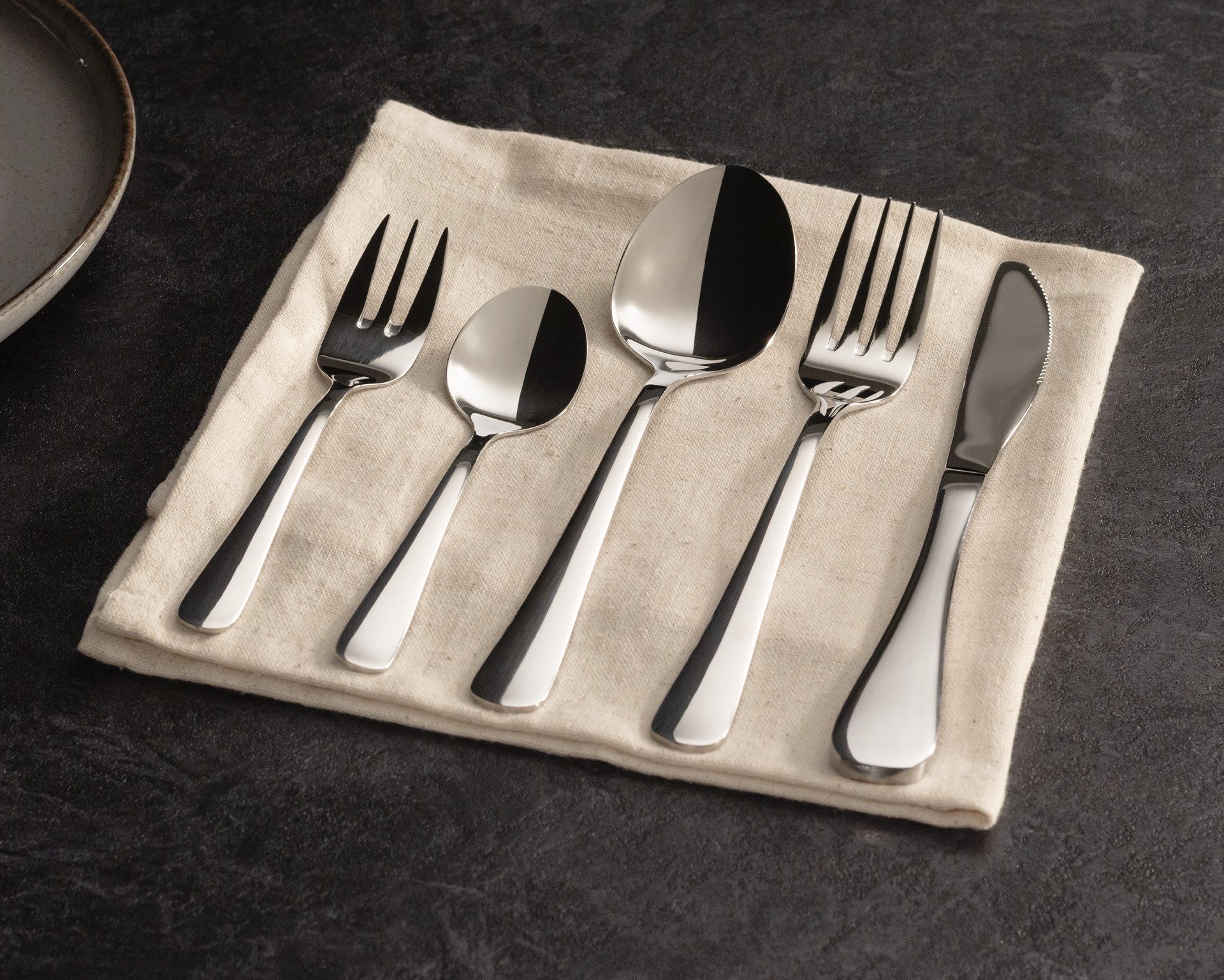 KING Besteck-Set »Oslo« (31-tlg), 6 Personen, Edelstahl 18/10, 2,5 mm, Edelstahl 18/10, inkl. Besteck-Etui, für 6 Personen