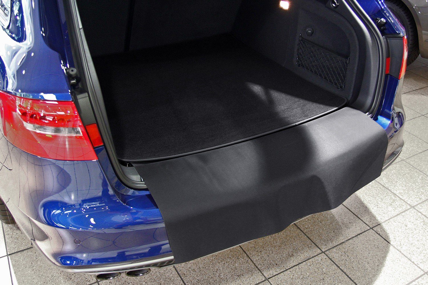 Kofferraummatte 2921 mit Ladekantenschutz passgenau für Skoda Superb 3 Kombi 15-04/19