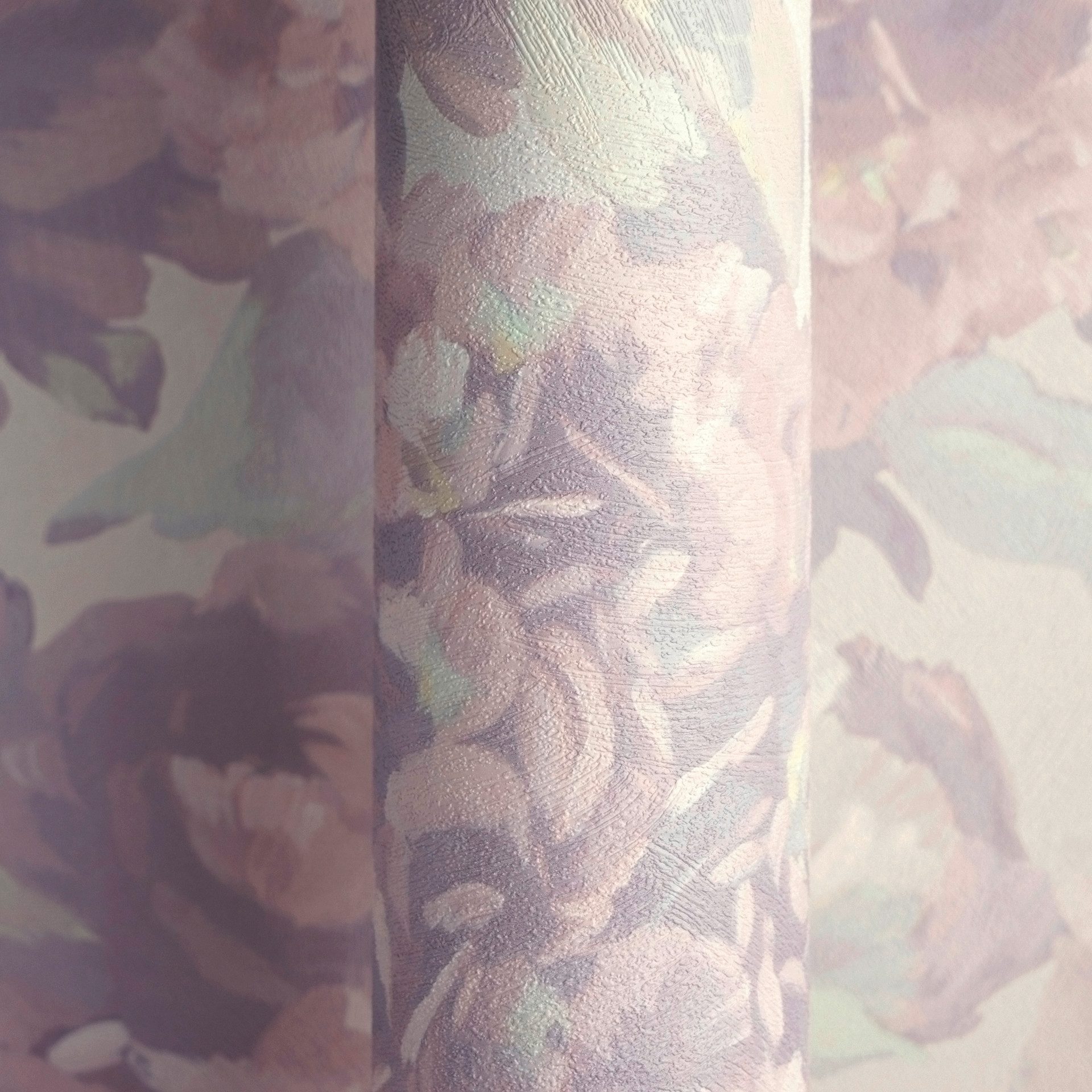 A.S. Création Vliestapete Trend Spectrum Peony – Opulente Pfingstrosen Vliestapete, strukturiert, floral, leicht glänzend, geblümt, (1 St), Opulente Pfingstrosen mit lebendiger Farbwirkung und Struktur