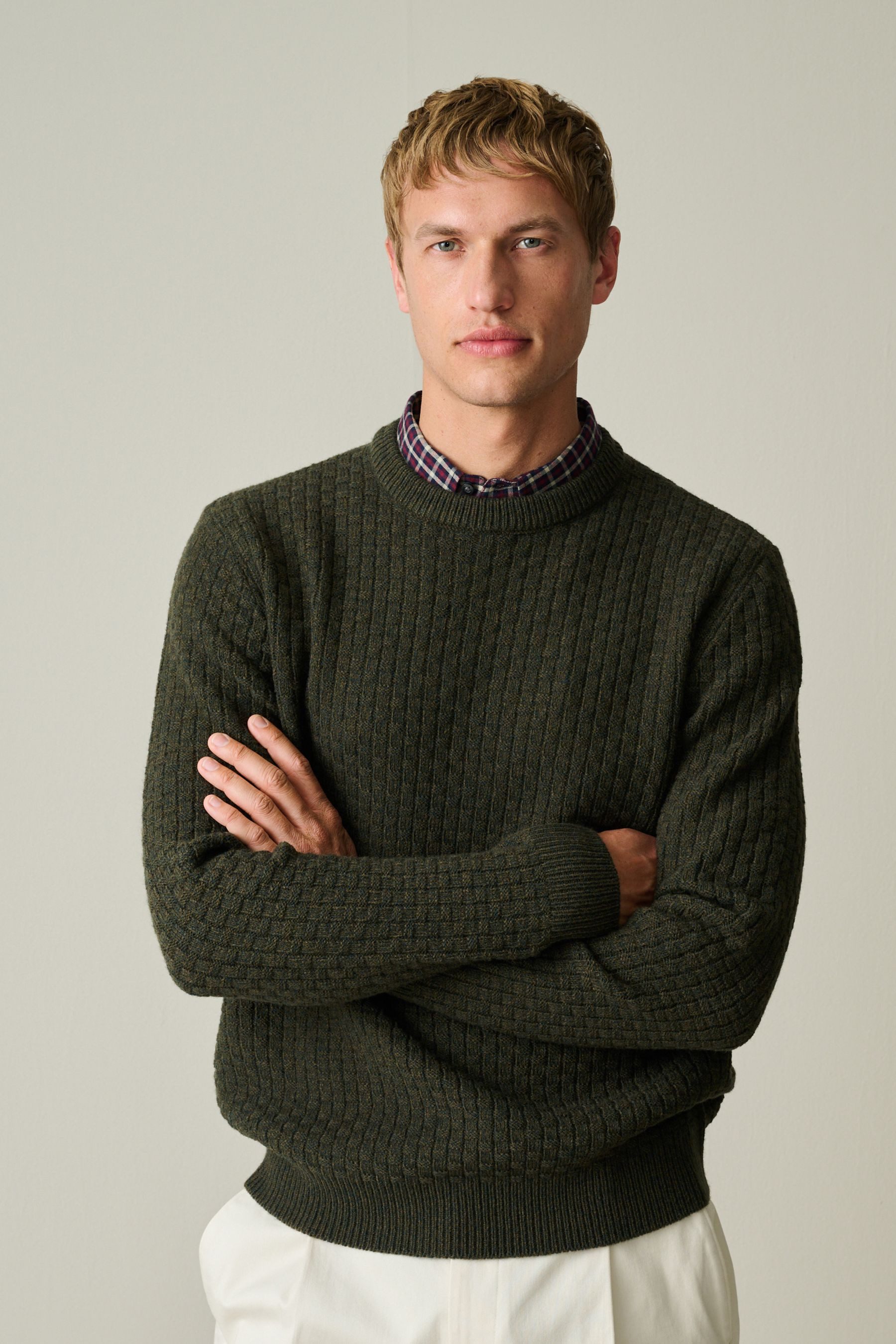 Next 2-in-1-Pullover Mehrlagiger Pullover mit Hemdkragen und Wolle (1-tlg)