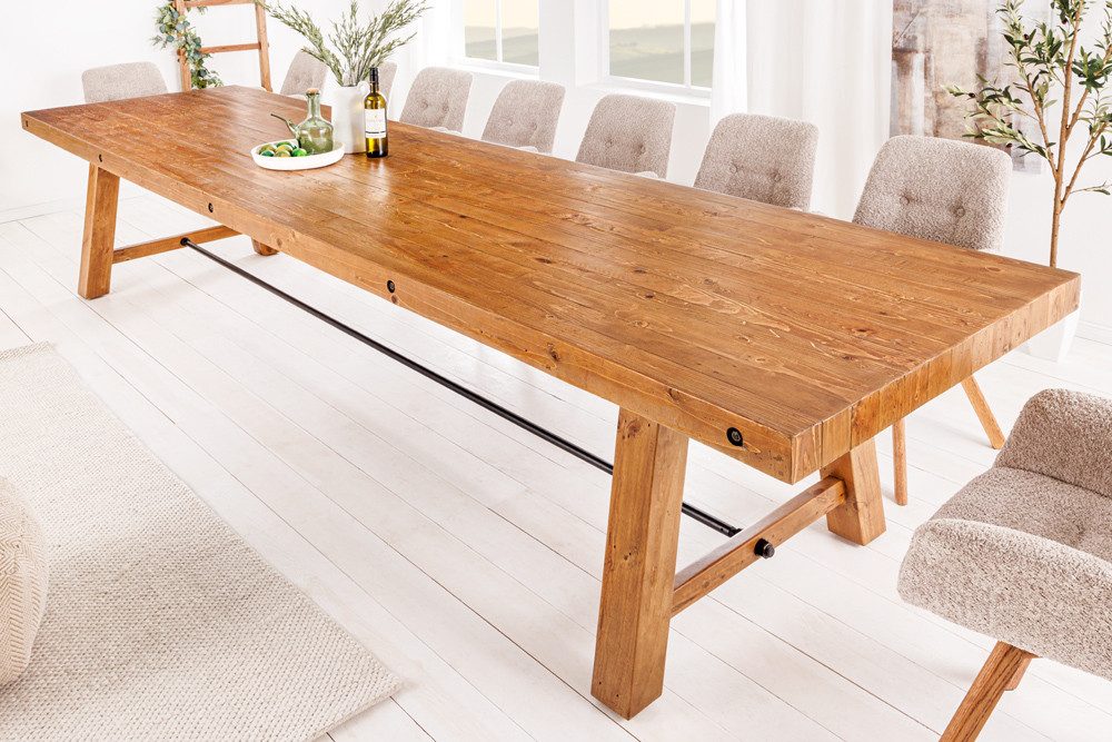 riess-ambiente Esstisch FINCA 300cm vintage braun - recyceltes Pinienholz, Bohlenoptik, Industrial Design mit Querstrebe – ideal für bis zu 12 Personen