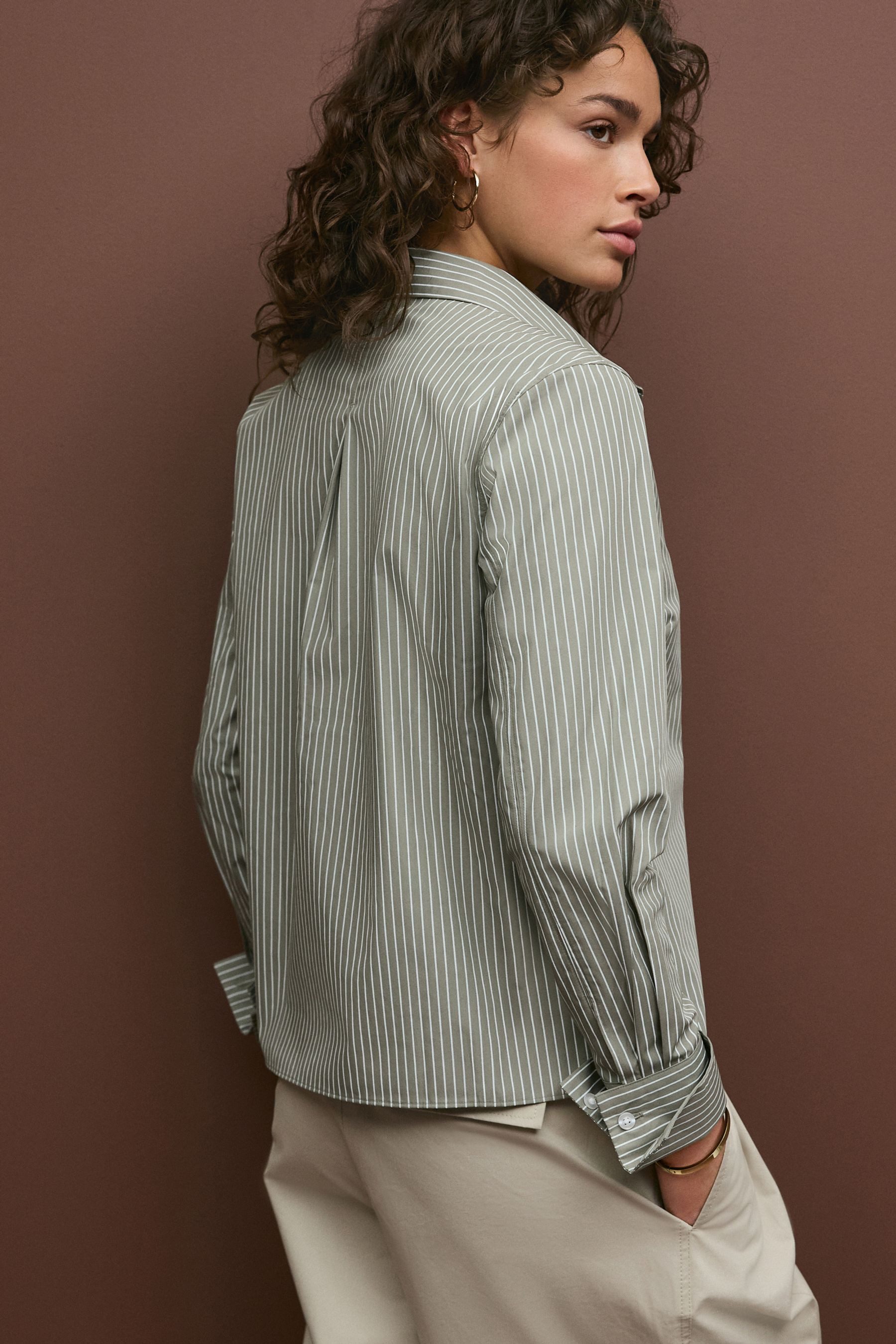 Next Langarmhemd Taillierte Langarmbluse mit Kragen (1-tlg) günstig online kaufen