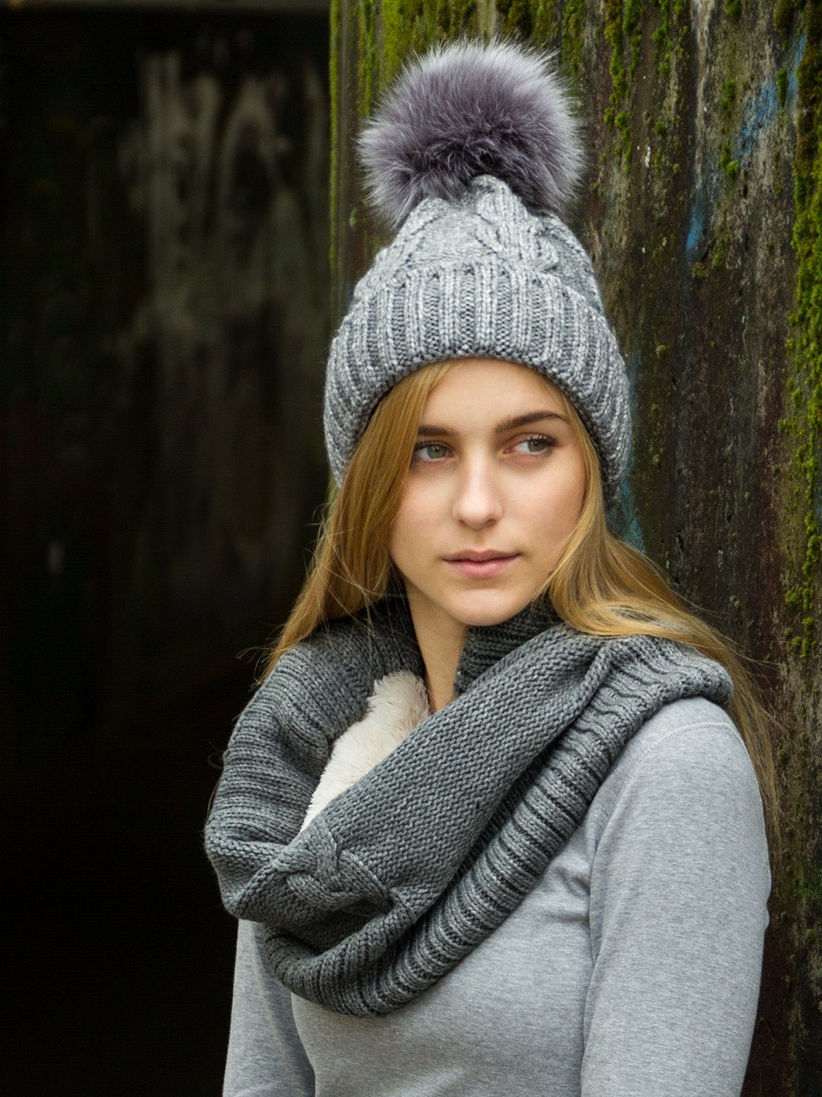 Zopf Strickmuster mit Damen klassischem Strickmütze Bommel rosa und Bommelmütze MU163 Kunstfell Caspar