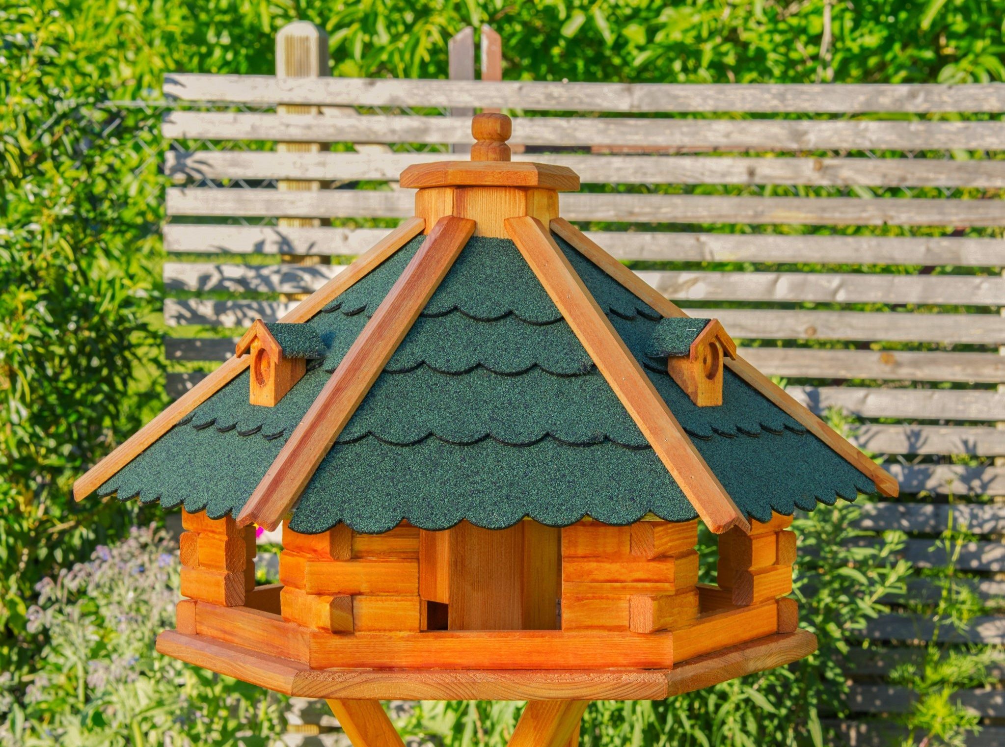 DSH DEKO SHOP HANNUSCH Vogelhaus Riesiges XXL Vogelhaus, Futterhaus 67 x 45 cm impräg.