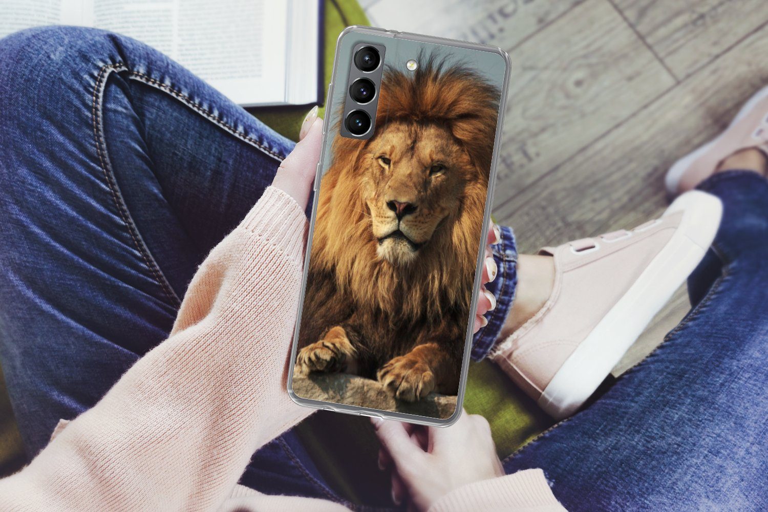 MuchoWow Handyhülle für Samsung Galaxy S21 Plus Löwe - Felsen - Porträt, Phone Case, Silikon, Schutzhülle Dünn