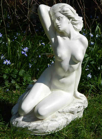 Otto Müller GmbH und Co. KG Dekofigur Deko Figur Statue junge Frau Bella Frauenakt sitzend H 32 cm Dekofigur