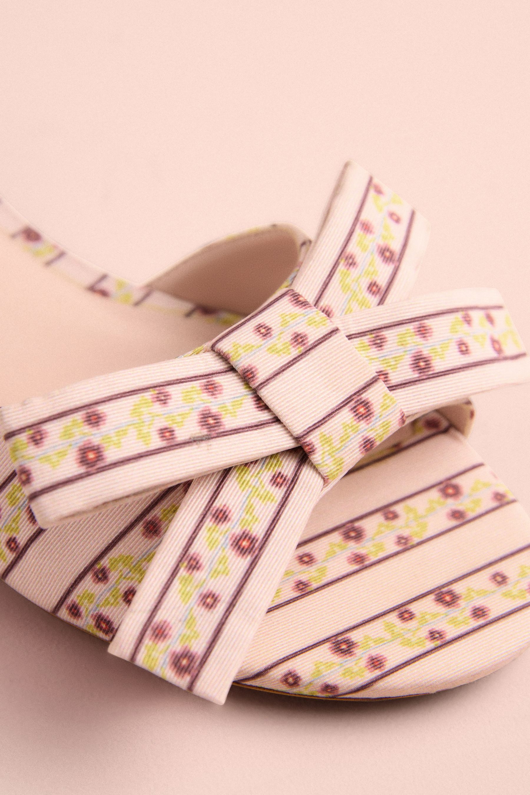 Next Tabitha Simmons x Next Mae zehenfreie Pantoletten Pantolette (1-tlg)