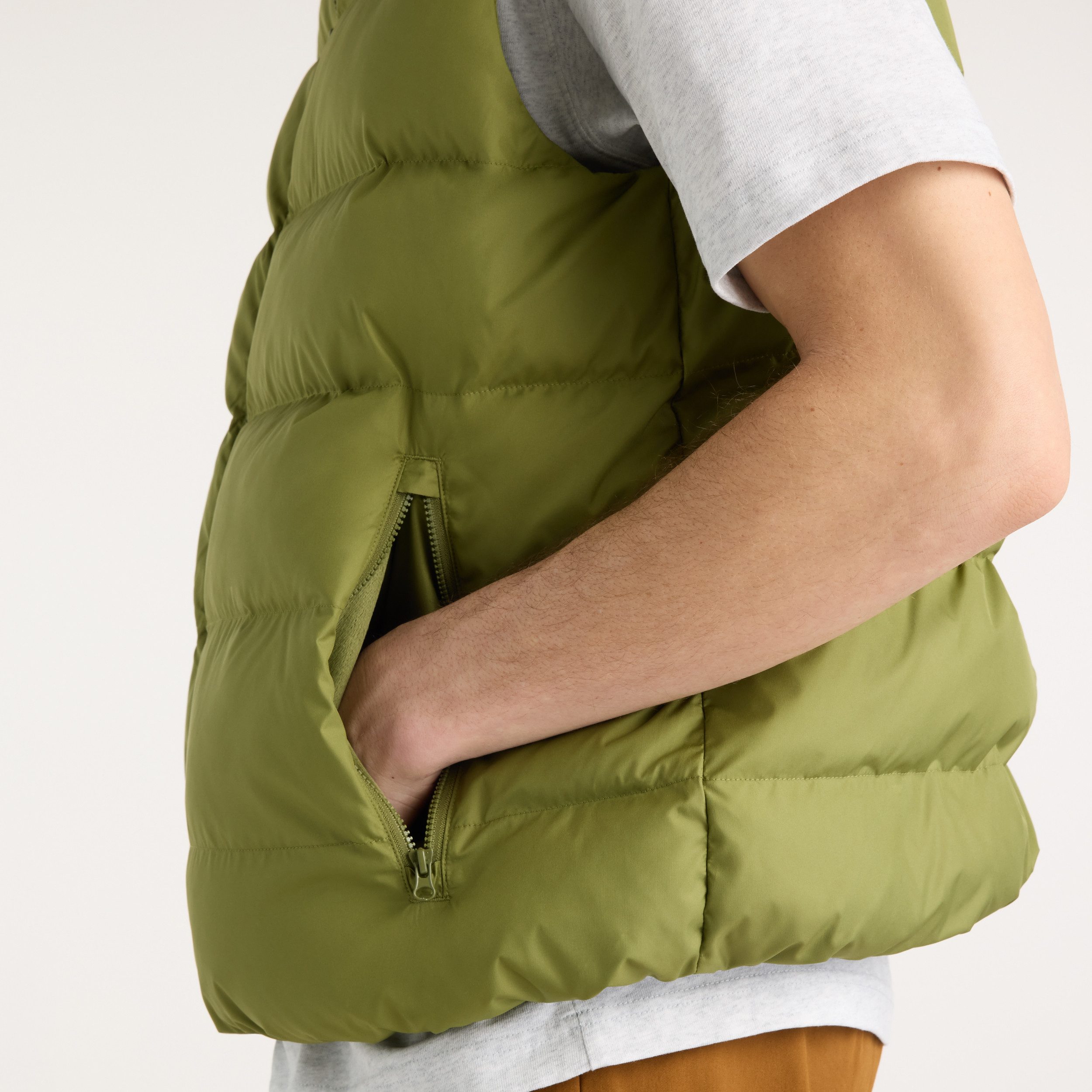 New Balance Steppweste BOSTON PUFFER VEST sportliche Steppweste, mit markanter Steppung, aus Polyester – Bild 5 von 5