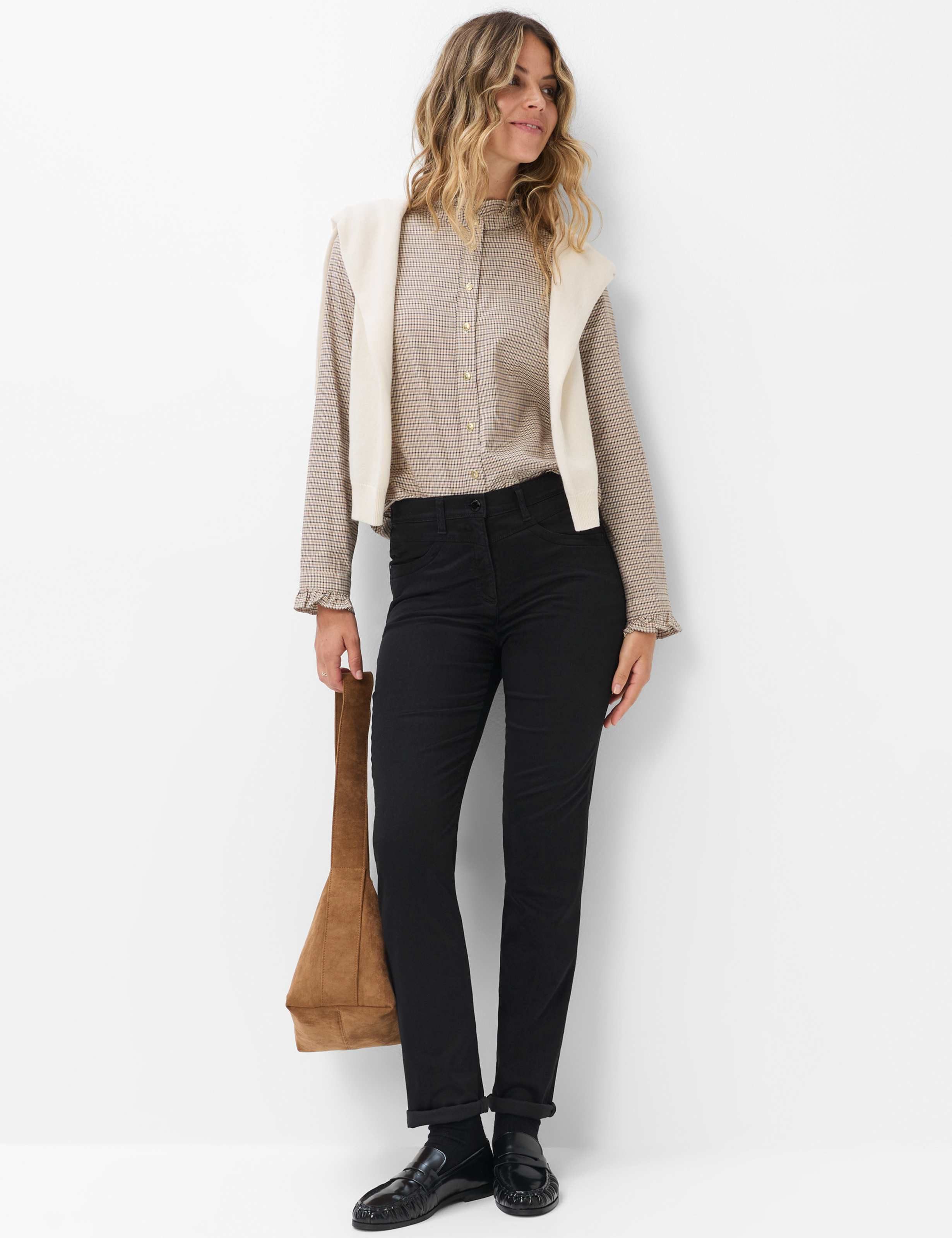 RAPHAELA by BRAX 5-Pocket-Hose Style LAURA NEW Satin: Five-Pocket im Super Slim Fit – Bild 2 von 5