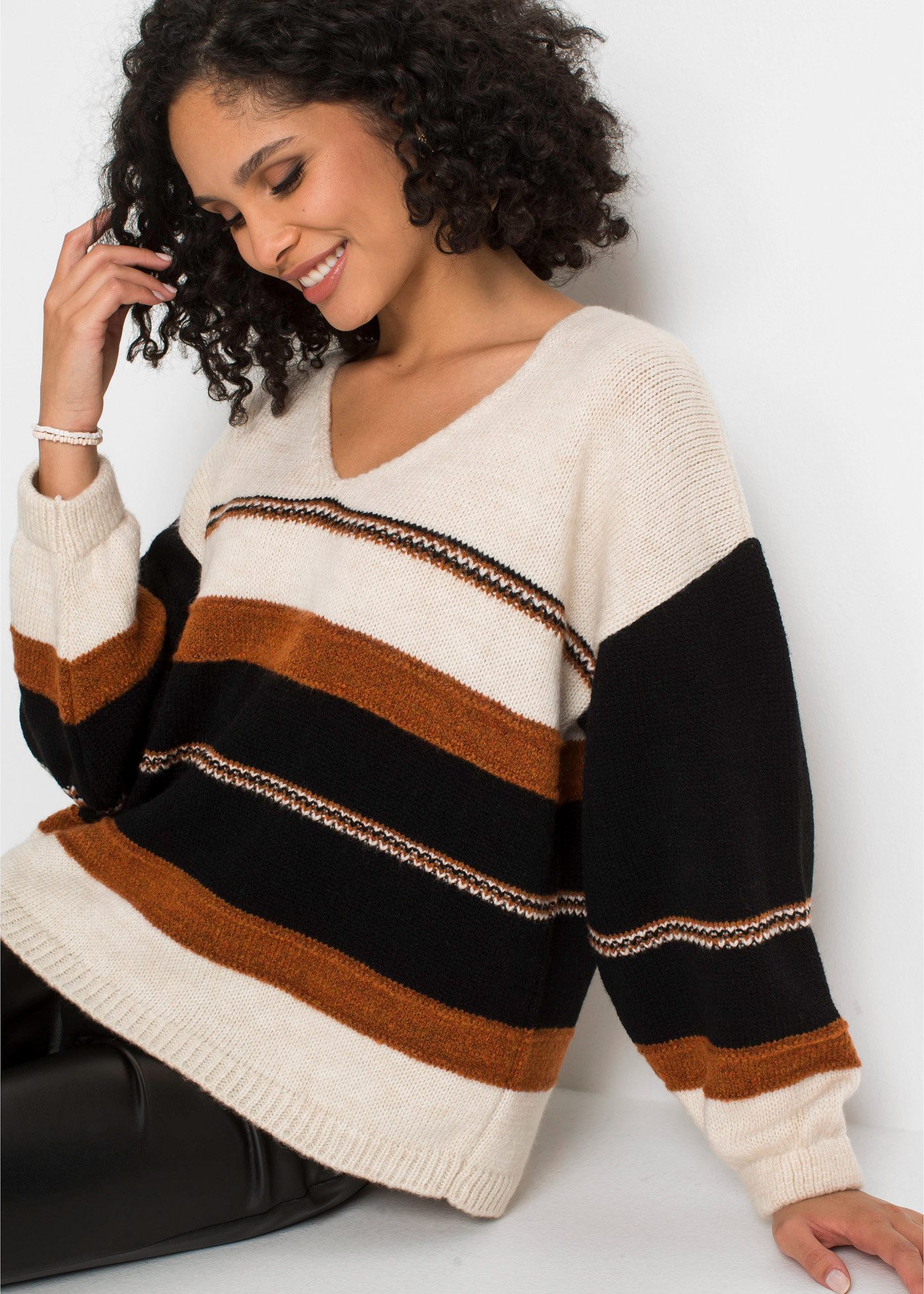 bonprix V-Ausschnitt-Pullover V-Ausschnitt, Oversize Passform günstig online kaufen