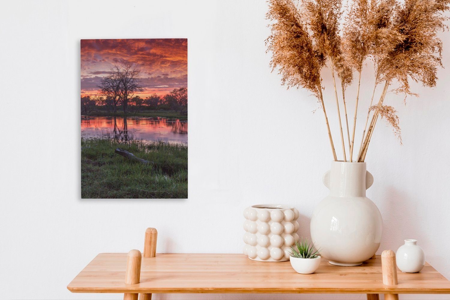 20x30 in OneMillionCanvasses® Leinwandbild cm Bäume Zackenaufhänger, und Leinwandbild (1 der fertig Sumpf bespannt Abenddämmerung Chobe-Nationalpark, Gemälde, im inkl. St),