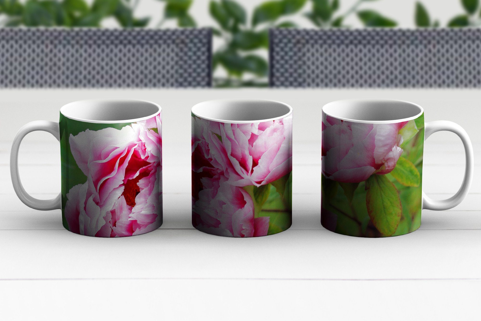 Pfingstrosen im Garten, Geschenk Teetasse, MuchoWow Keramik, Kaffeetassen, Tasse Becher, Rosa Teetasse,