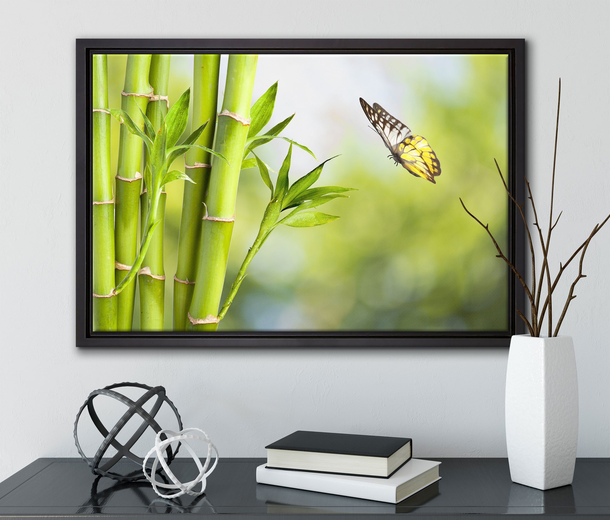 bespannt, (1 inkl. Wanddekoration in St), Pixxprint Schattenfugen-Bilderrahmen einem Schmetterling, gefasst, Bambus Leinwandbild fertig mit Zackenaufhänger Leinwandbild
