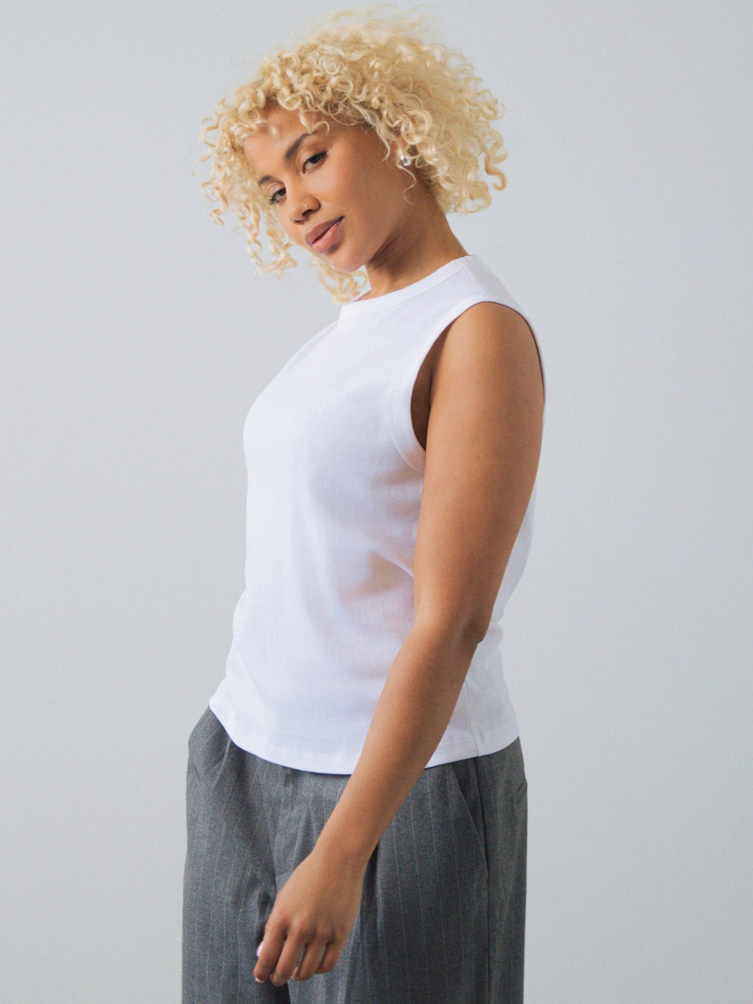 HONEST BASICS Tanktop Straight Fit Tanktop aus Bio- und recycelter Baumwolle
