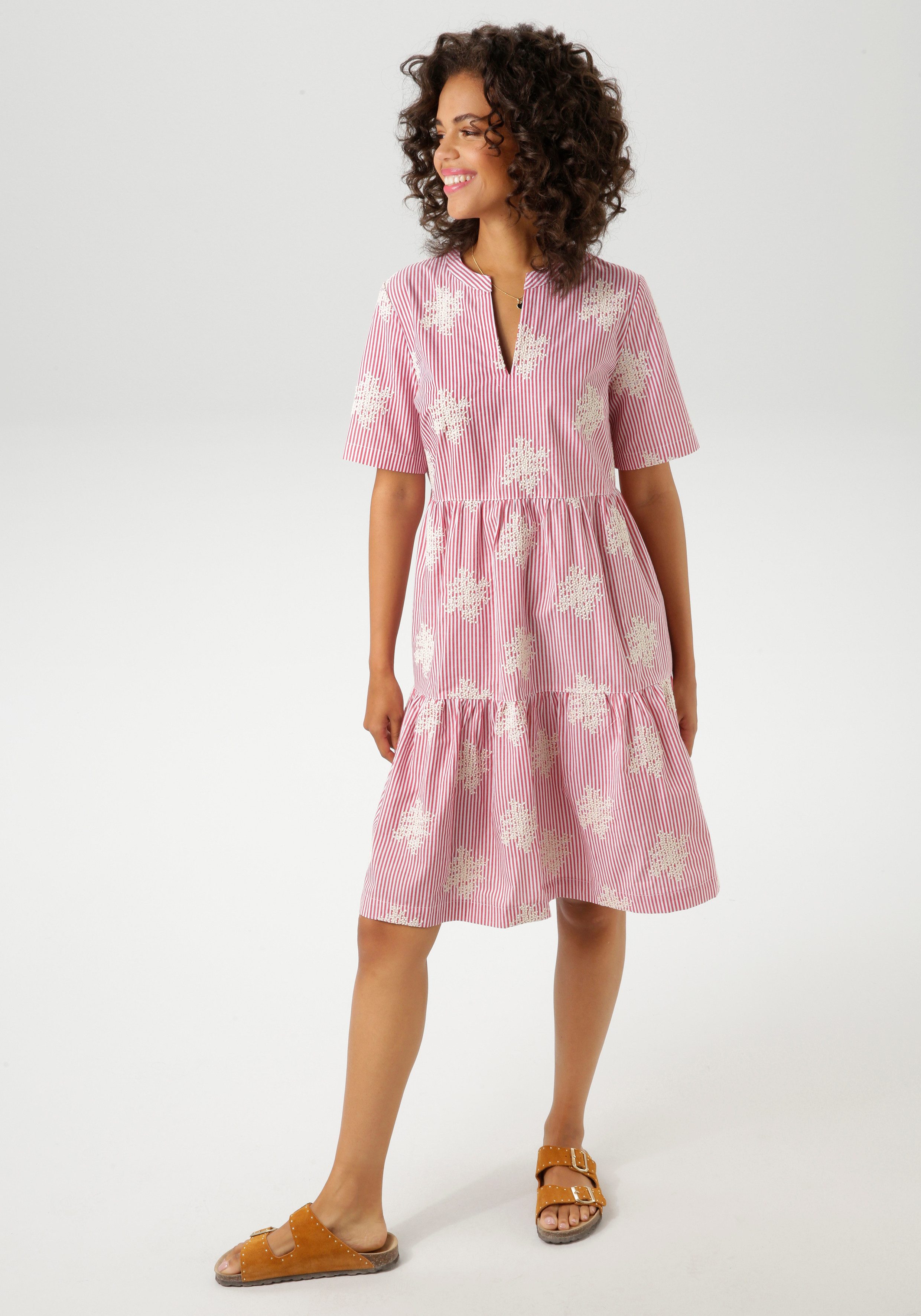 Aniston CASUAL Sommerkleid gestreift und mit günstig online kaufen
