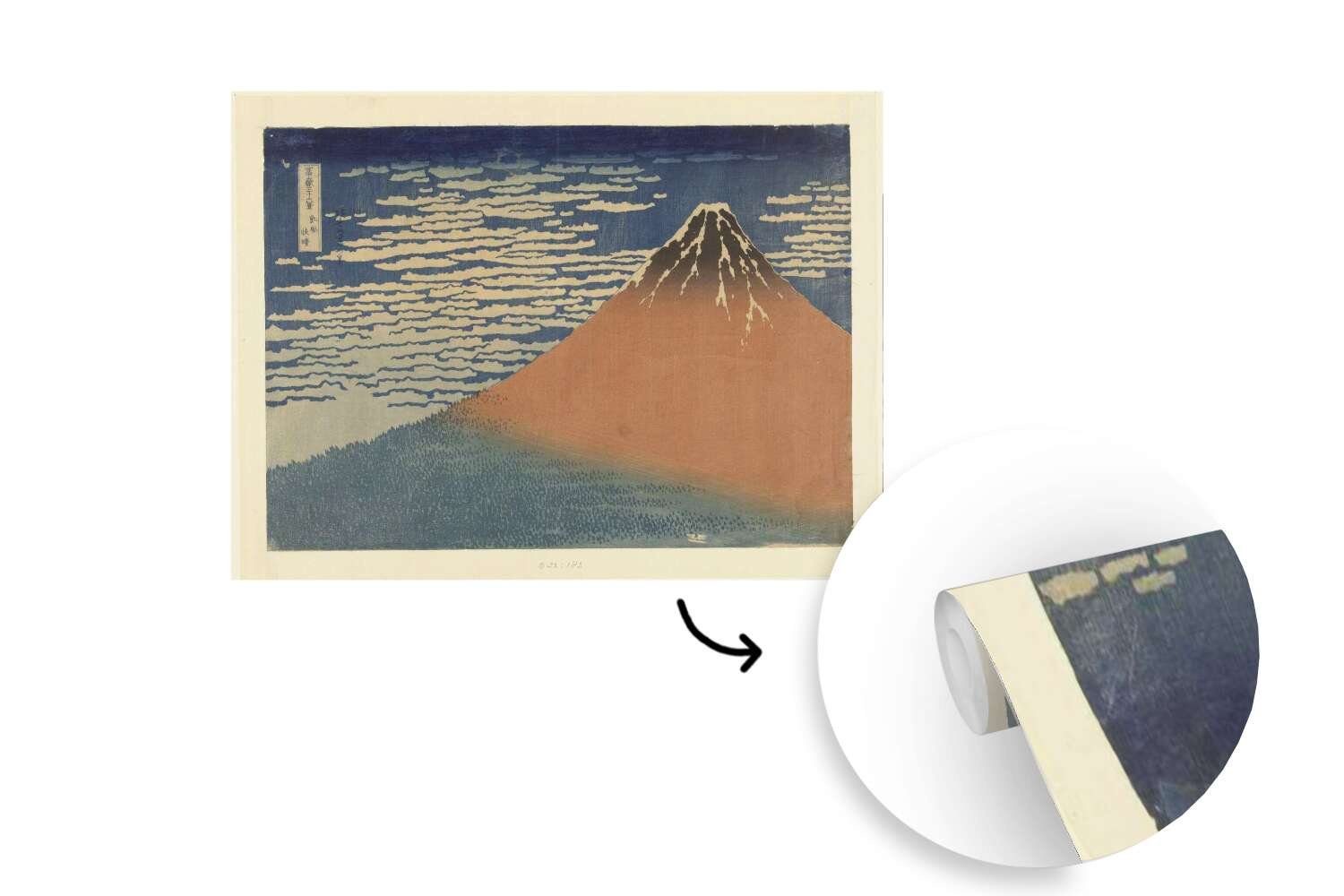 von bedruckt, für Katsushika Klares ein Südwind Montagefertig - Wandtapete Hokusai, Tapete Fototapete Vinyl Matt, und Wohnzimmer, St), Gemälde MuchoWow Wetter (6