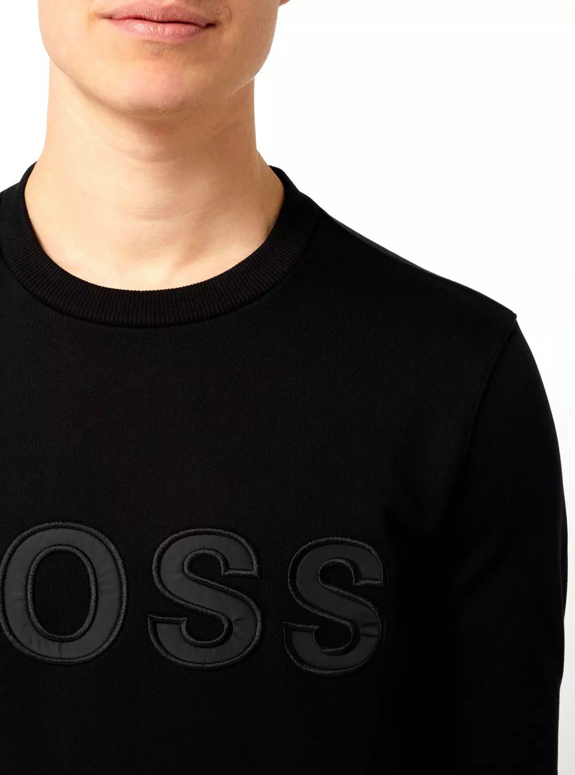 BOSS Sweatshirt Stadler 48 Sweater Rippbündchen und ein tonales Logo auf der Brust