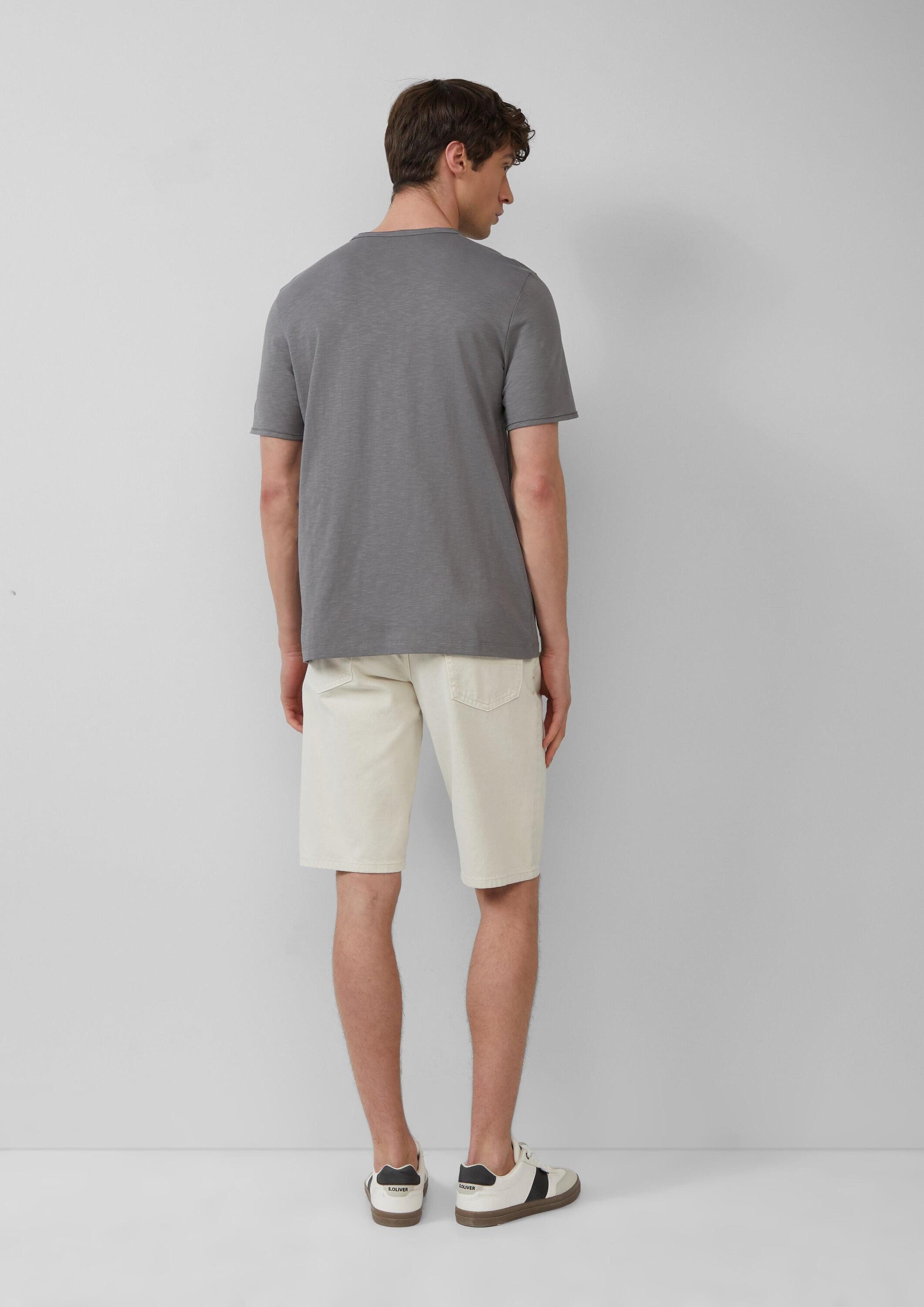 s.Oliver Kurzarmshirt T-Shirt Flammgarn-T-Shirt mit Brusttasche und offenen Kanten