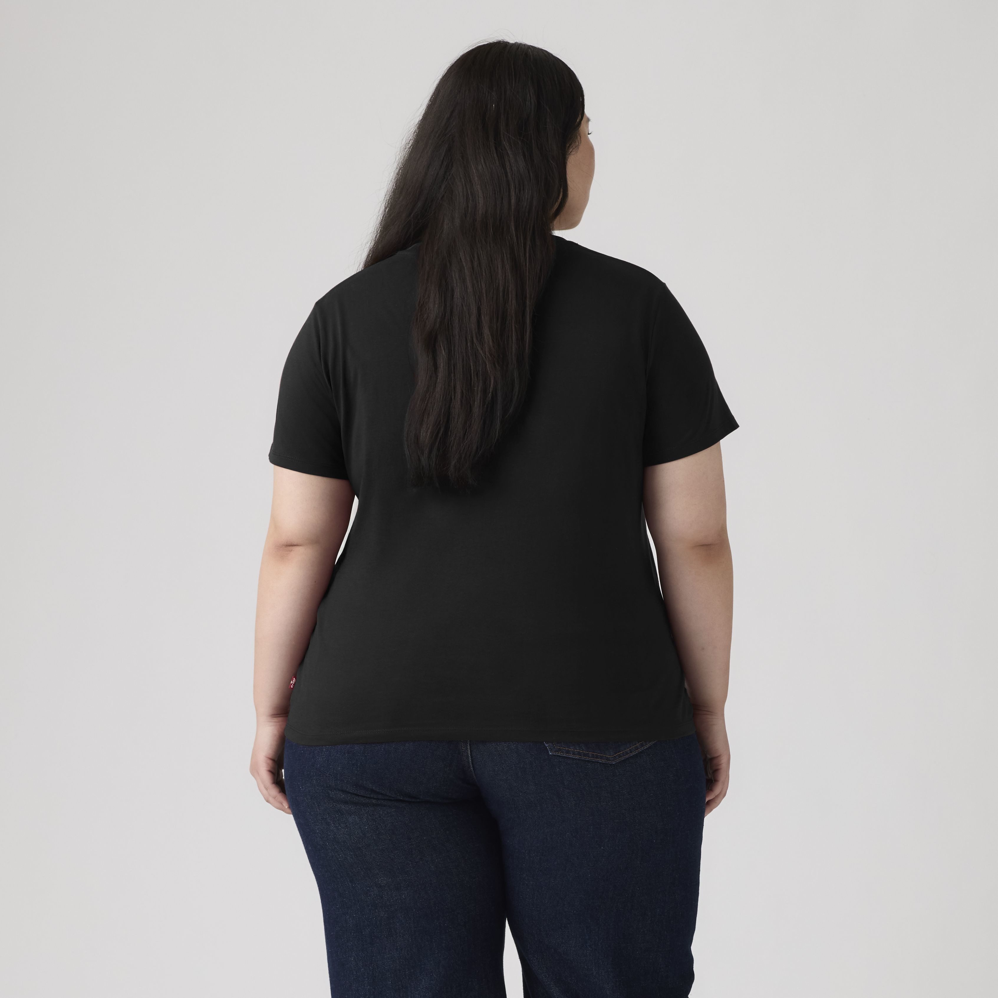 Levi's® Plus T-Shirt PERFECT TEE Figurumspielende Passform