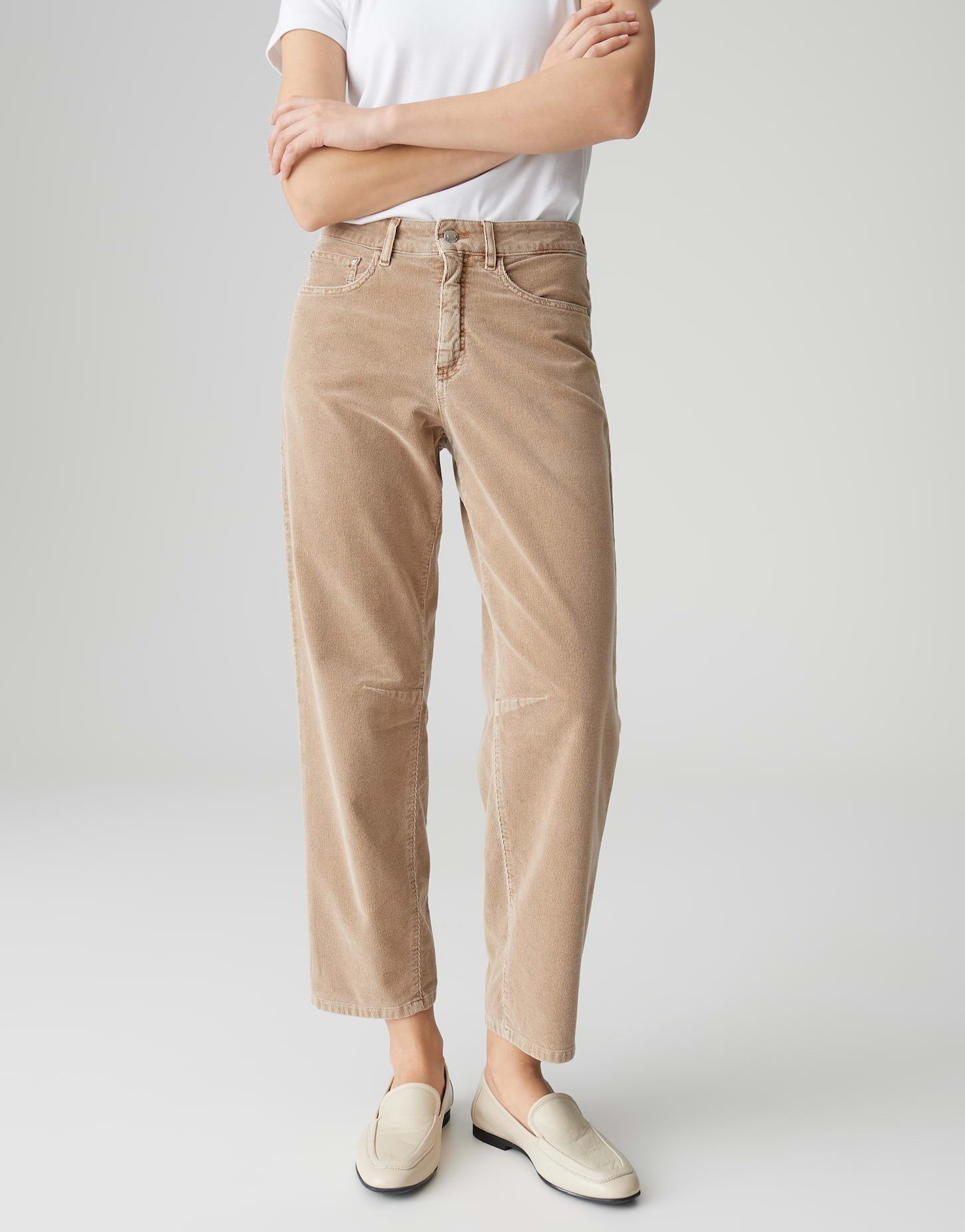 OPUS PANTS Cordhose MELLY RELAX aus Feincord Barrel Fit, Ankle, Abnäher im Knie