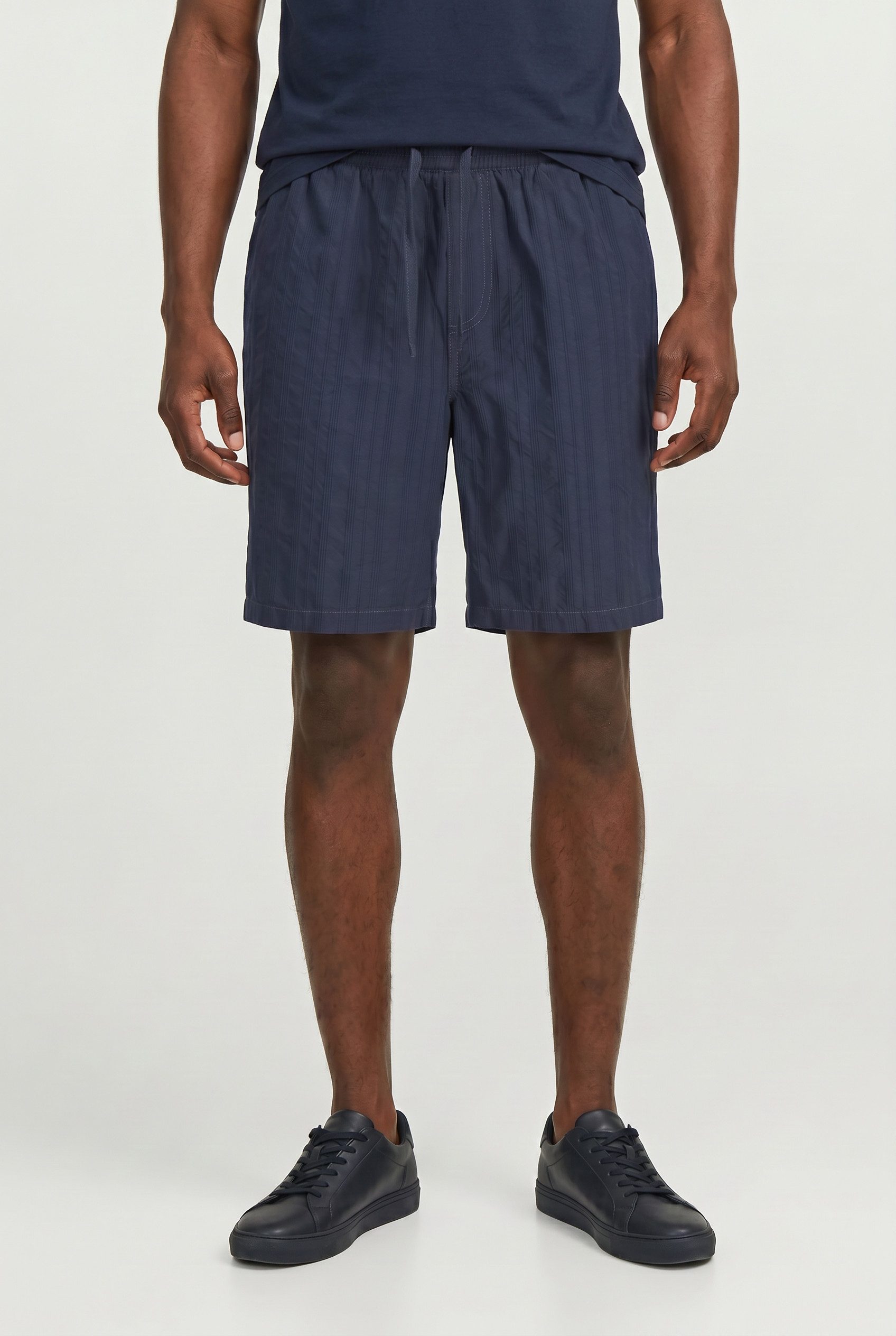 Jack & Jones Jogginghose JPSTJAIDEN RIVIERA TEXTURE SHORT REG mit elastischem Bund