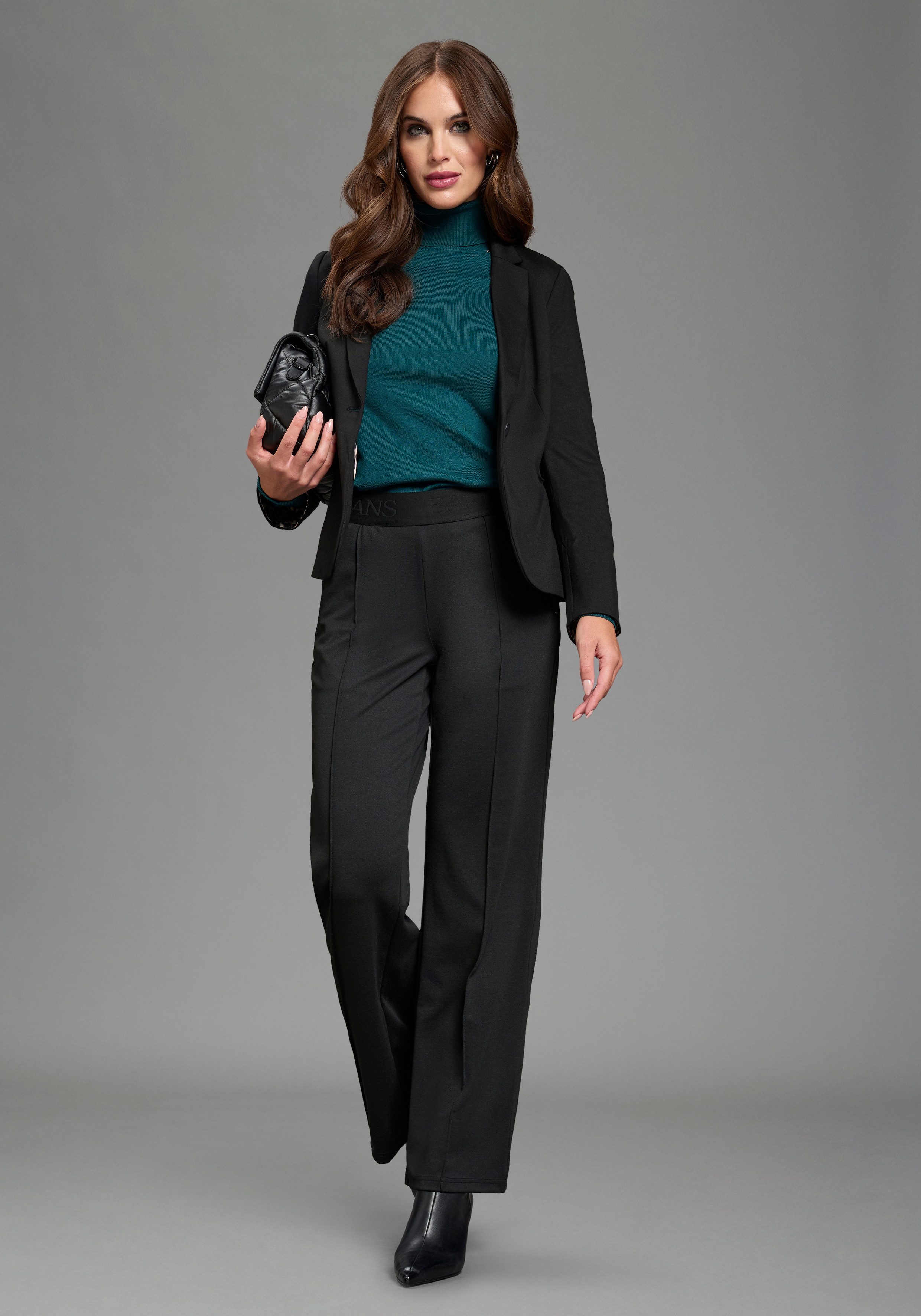 Zum Outfit 11