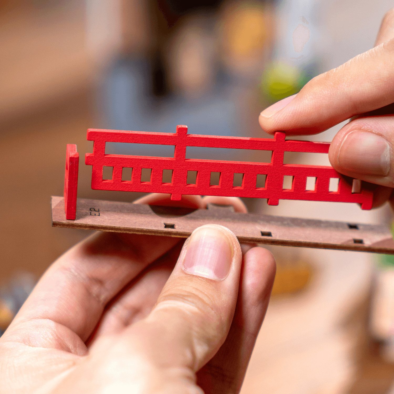 Robotime Buchstütze Robotime Sakura Wine Alley Book Nook Diorama günstig online kaufen