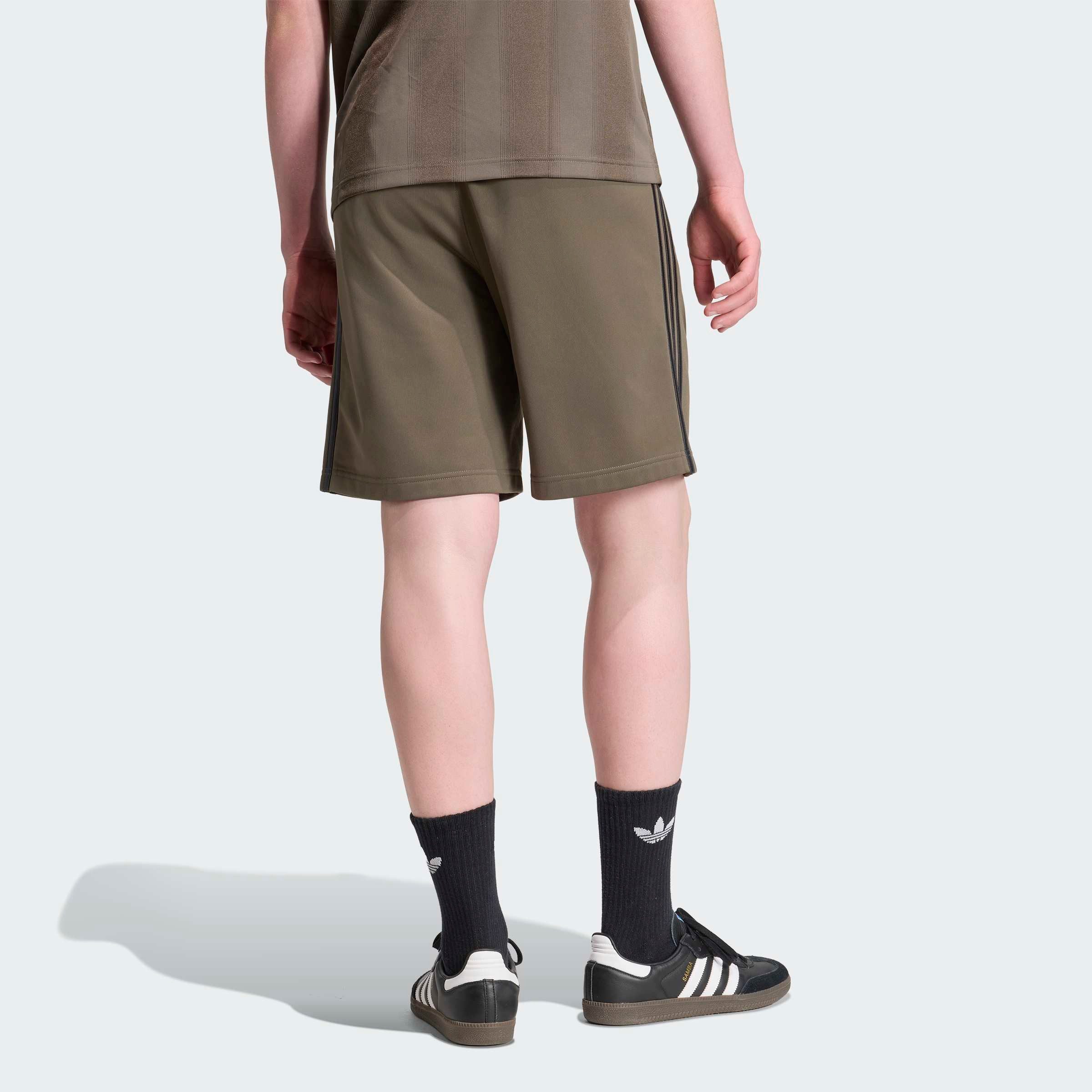 adidas Originals Shorts FIREBIRD für Erwachsene, mit Kordelverschluss, Normal-weite Bermudas