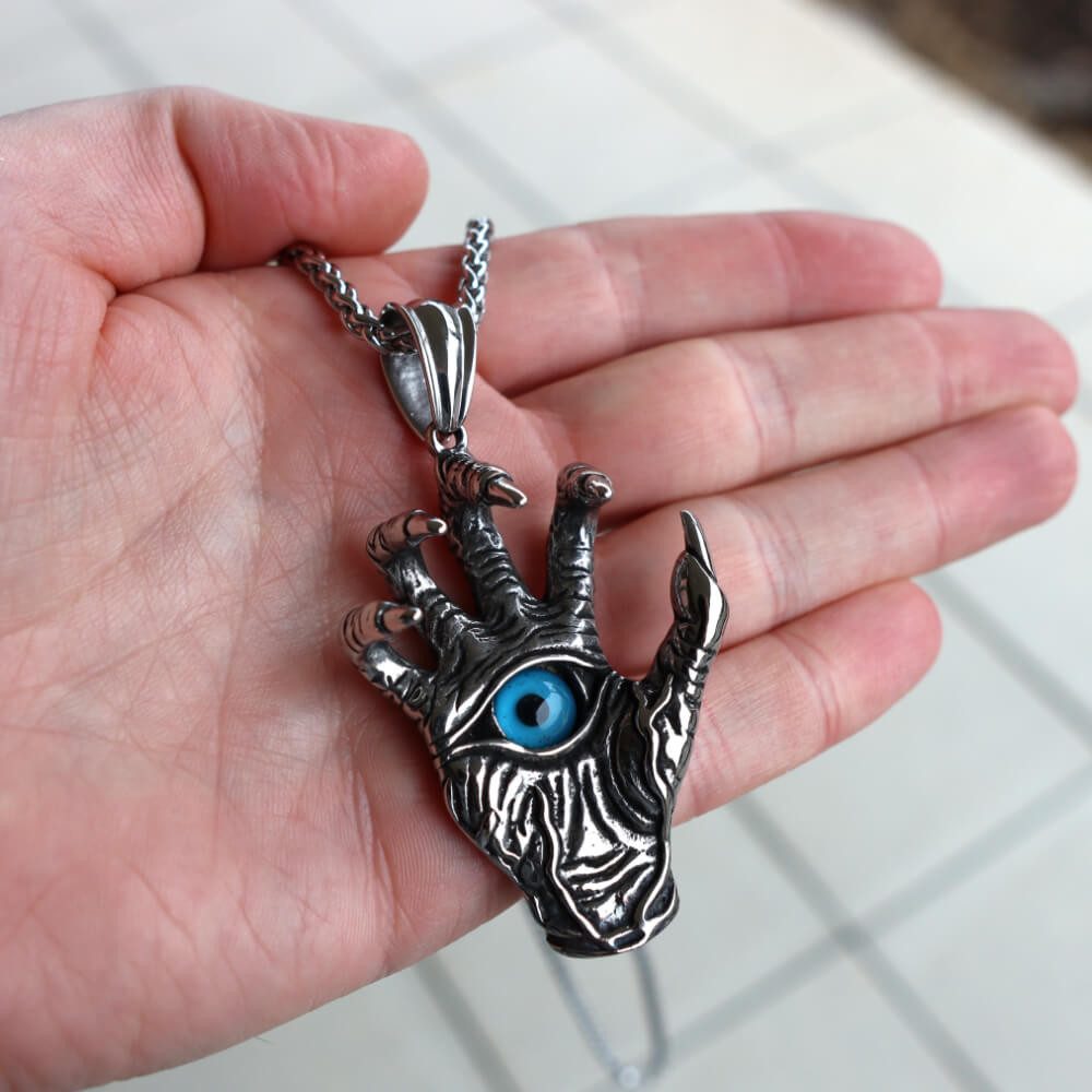DALMARO Kette mit Anhänger Lederkette Edelstahlkette 316L TOTENHAND AUGE, Herren Halskette Biker / Wikinger Kette - Schmuckbox