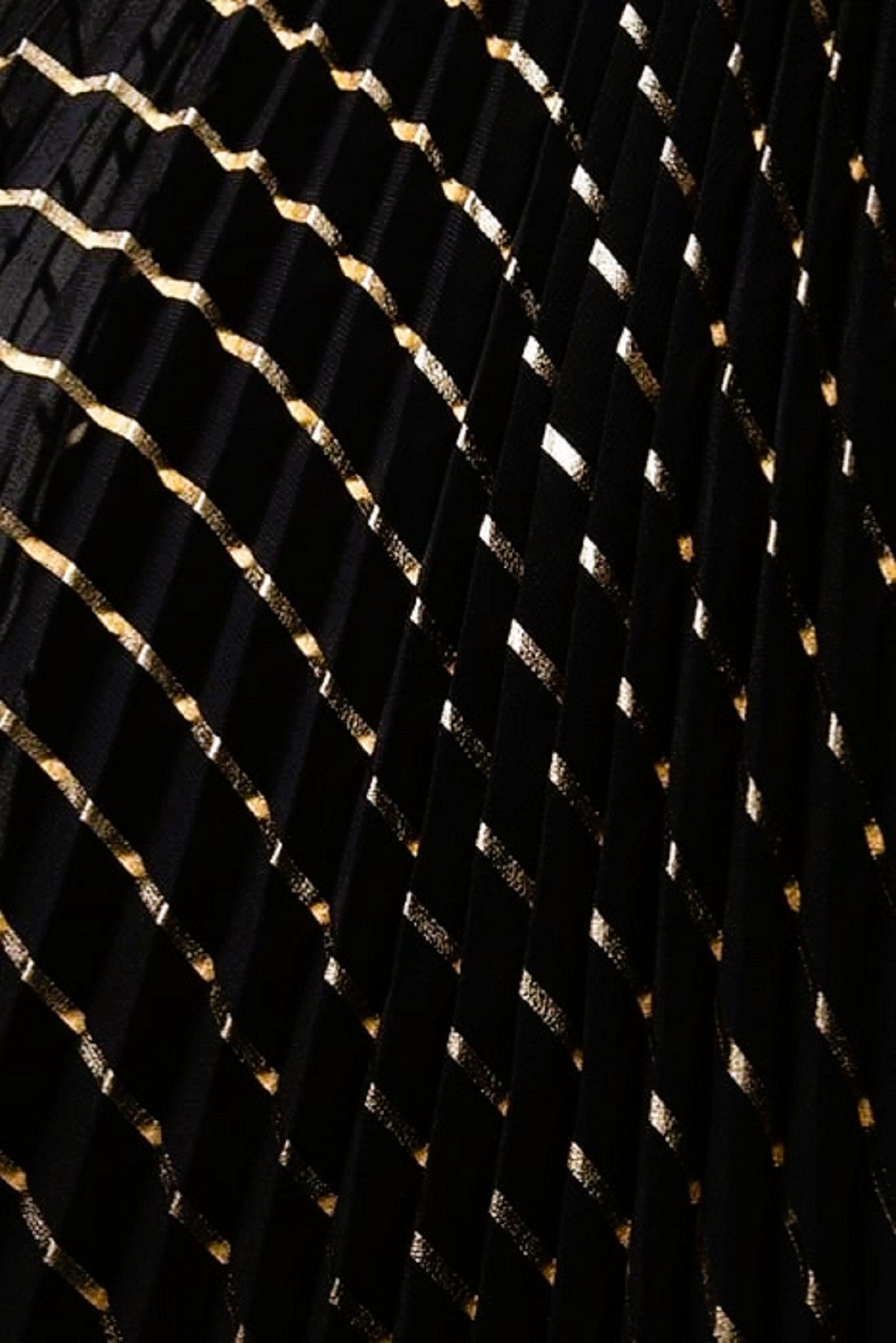 PINKO Cocktailkleid PINKO GENESIO ABITO, Laminierter Faltenstreifen Genesis Kleid Damen Gestreift