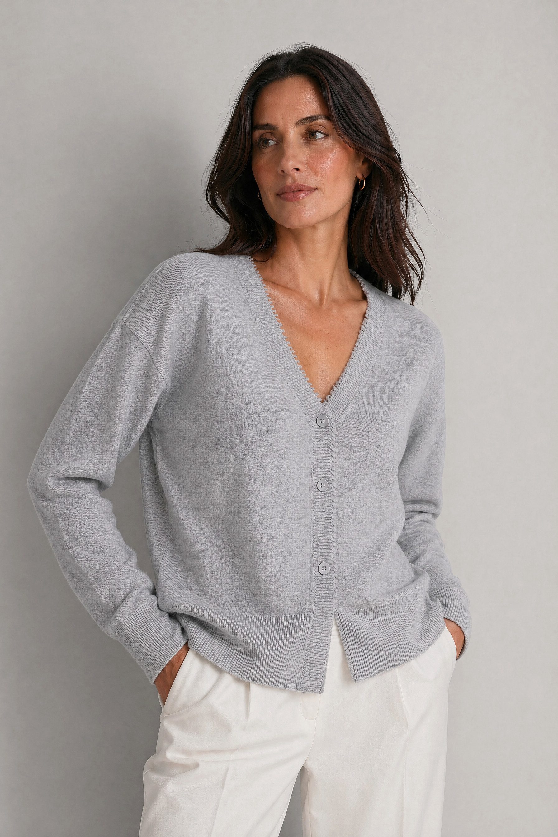 six-o-seven Strickjacke Kaschmir V-Ausschnitt Strickjacke im trendigem Frühlings Grau mit
