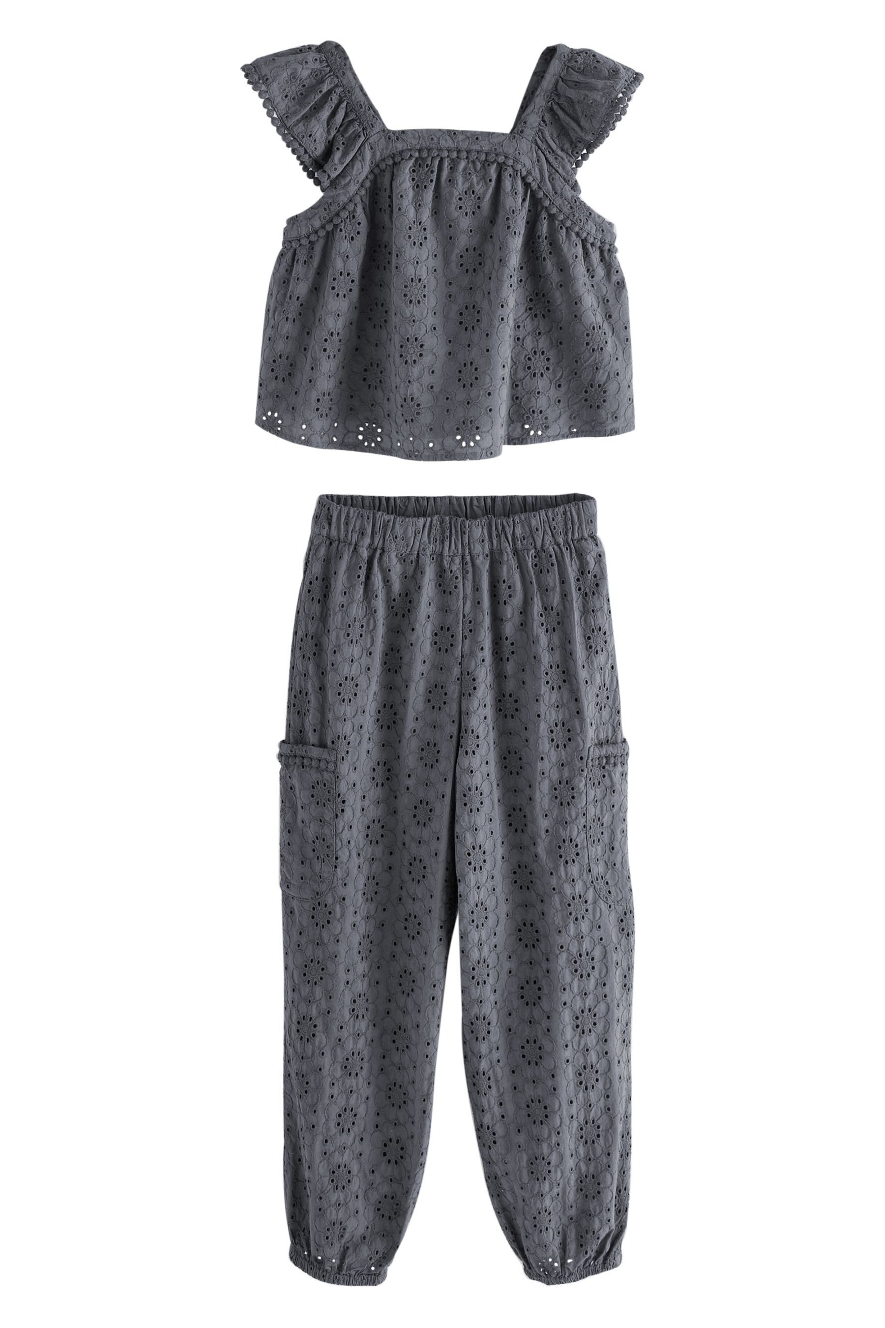 Next Top & Hose Oberteil mit Lochstickerei und Hose aus Baumwolle (2-tlg)