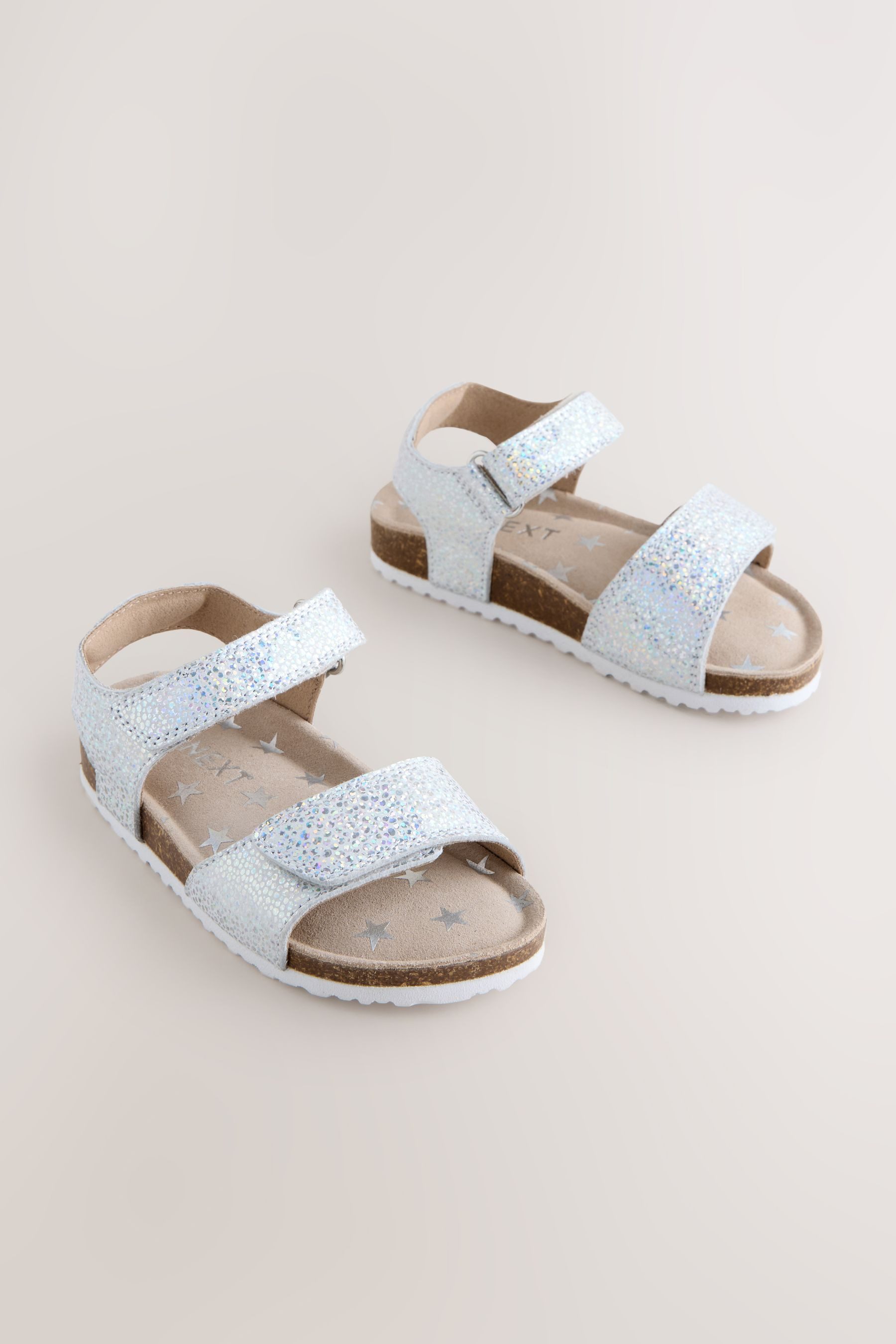 Next Sandalen mit Korksohle und Klettverschluss Sandale (1-tlg)