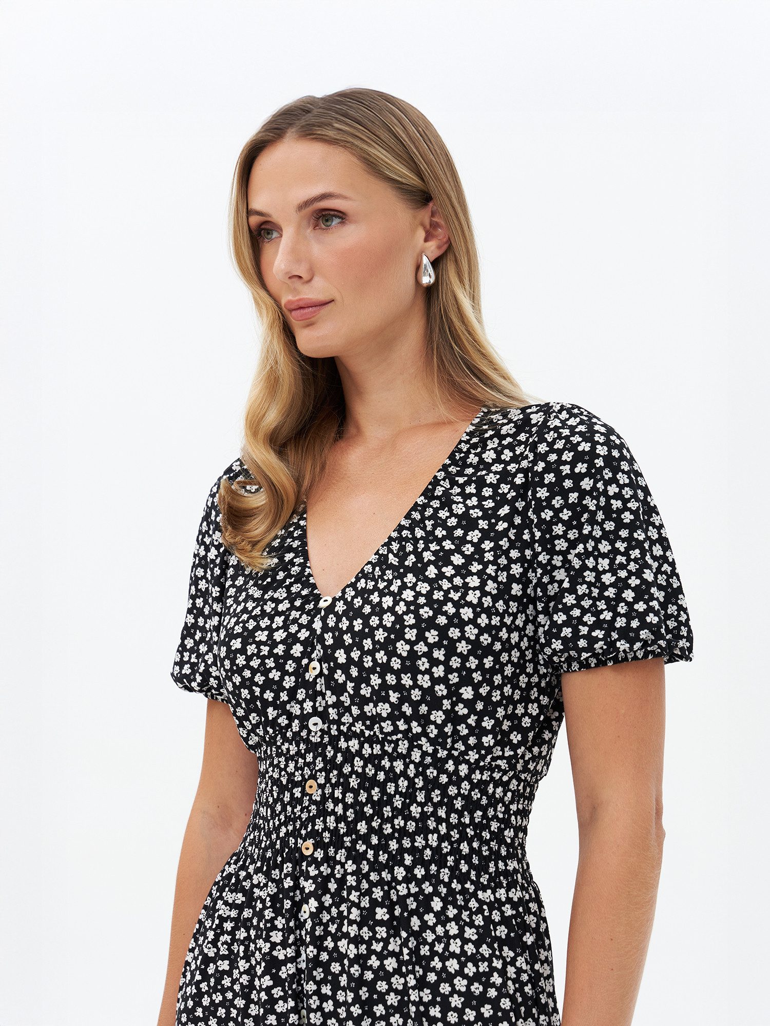 Passioni Hemdblusenkleid Maxikleid mit Blumenprint Sommerkleid mit gesmokter Taille