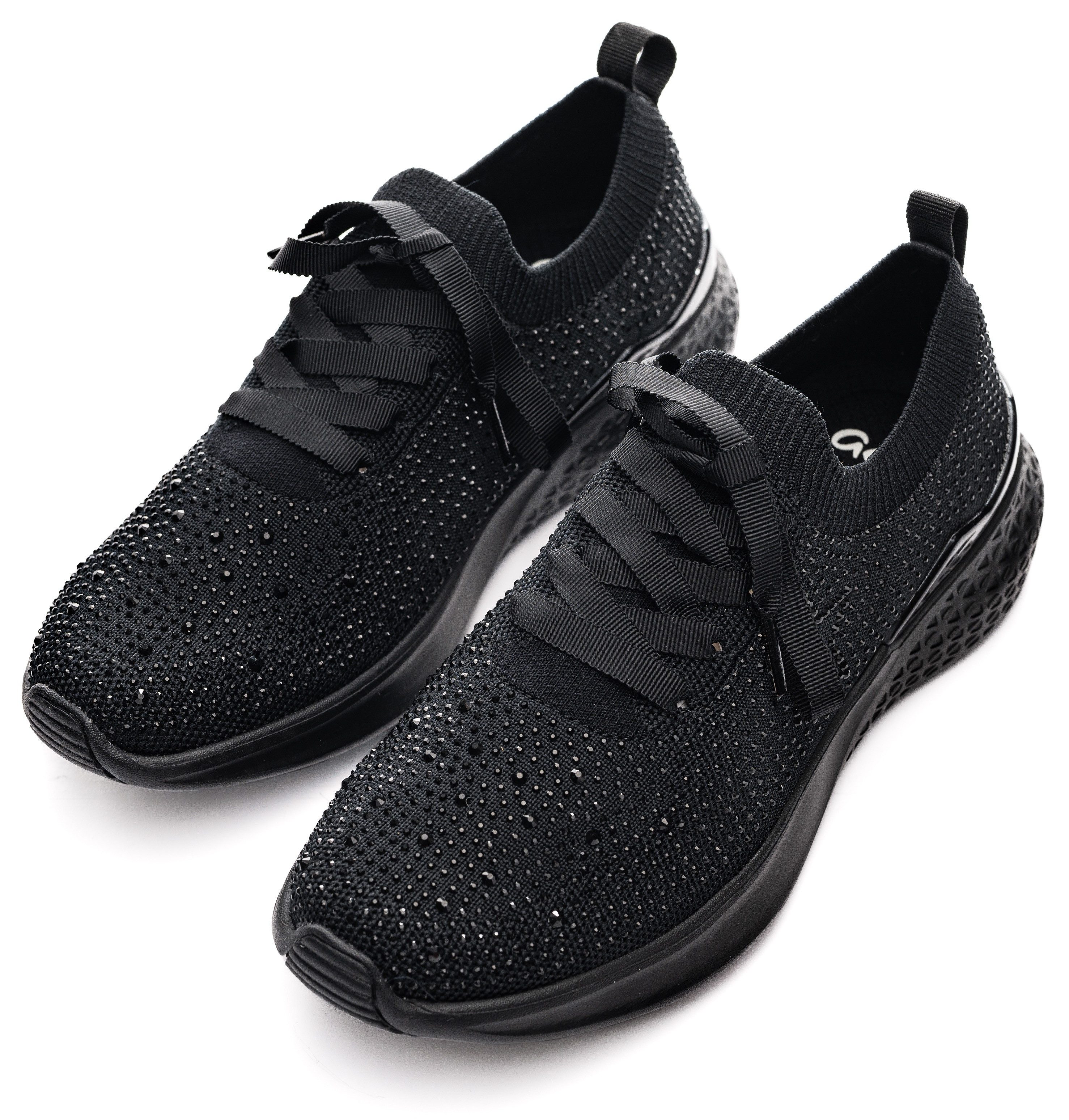 MAYA Slip-On Sneaker