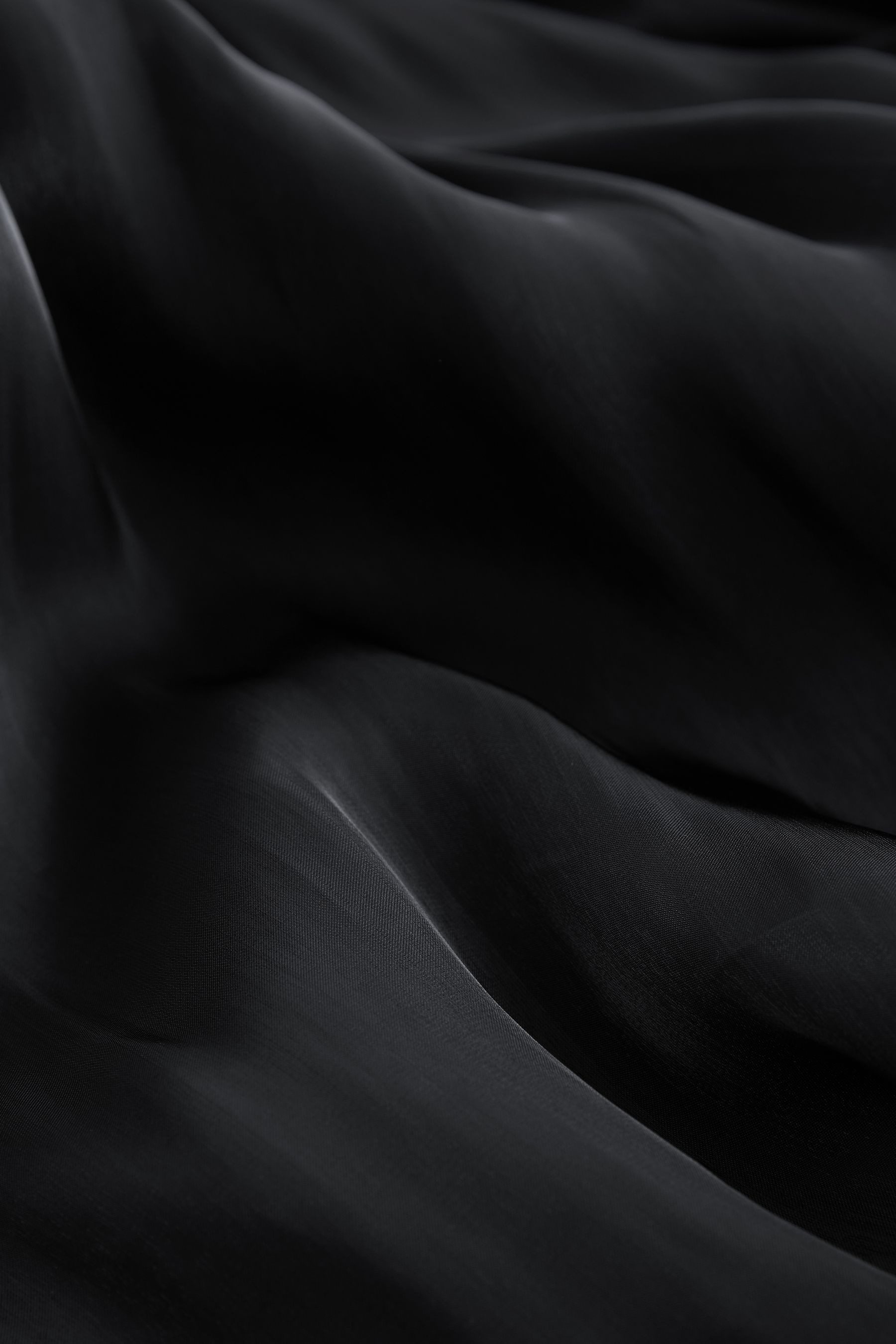 Next Neckholdertop Fließendes Neckholdertop in Metallic – Kurzgröße (1-tlg)