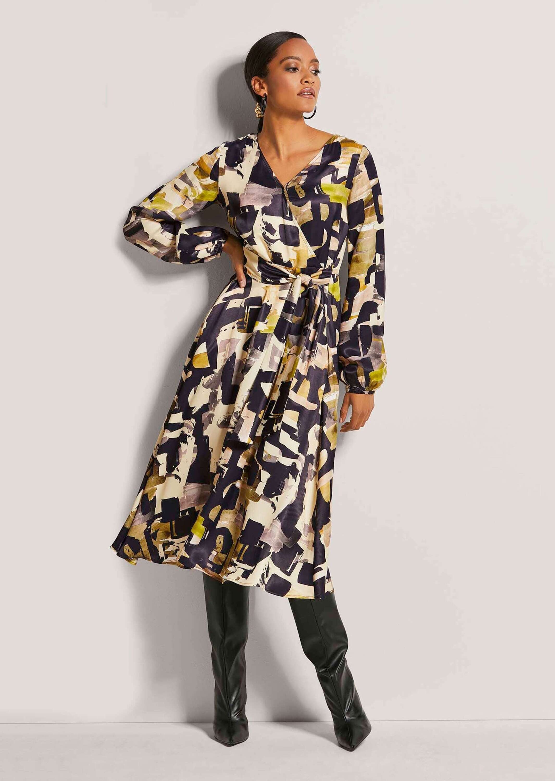 MADELEINE Maxikleid Kleid mit Bindegürtel