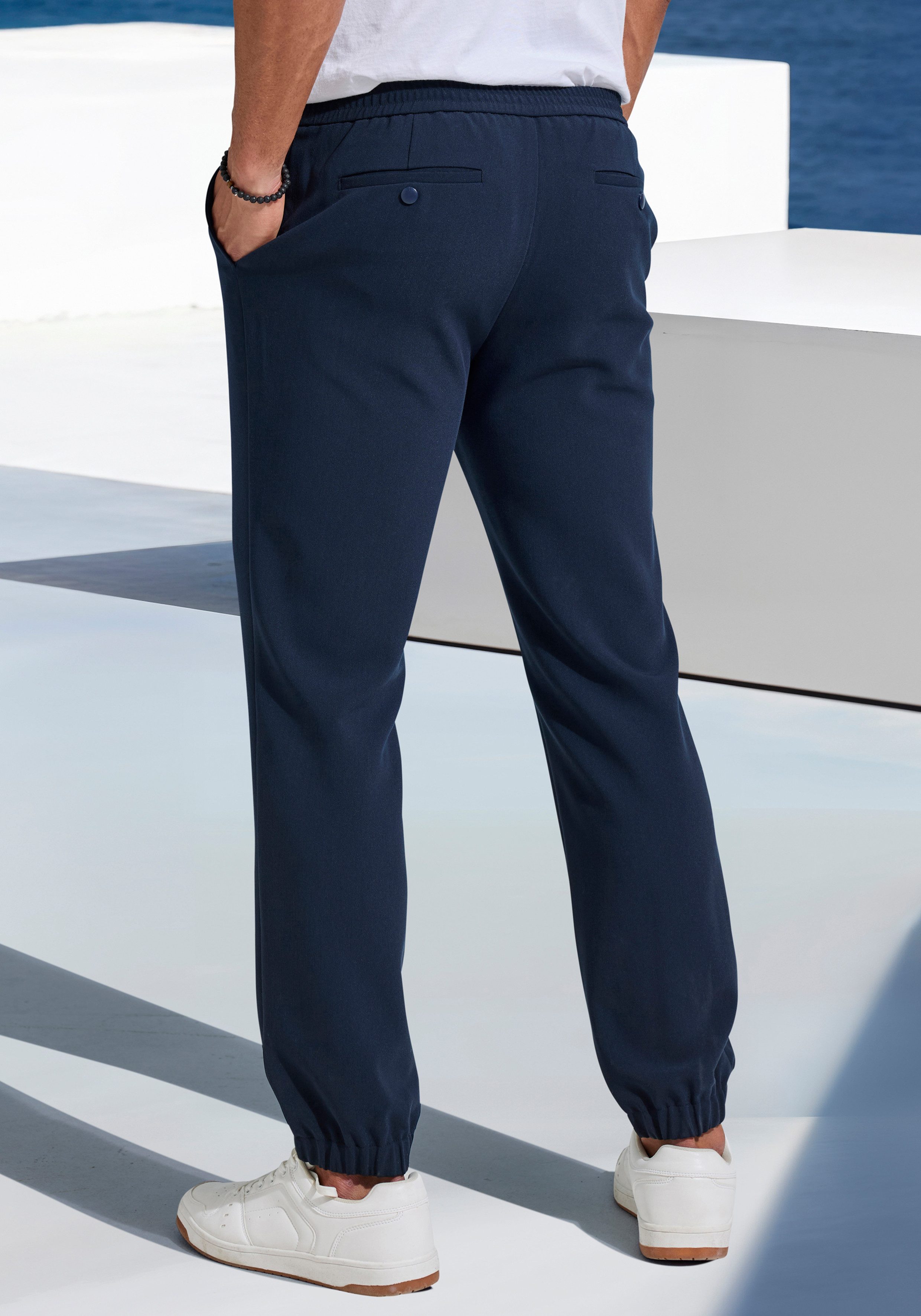 John Devin Stoffhose mit elastischen Bündchen, aus leicht dehnbarer Webqualität